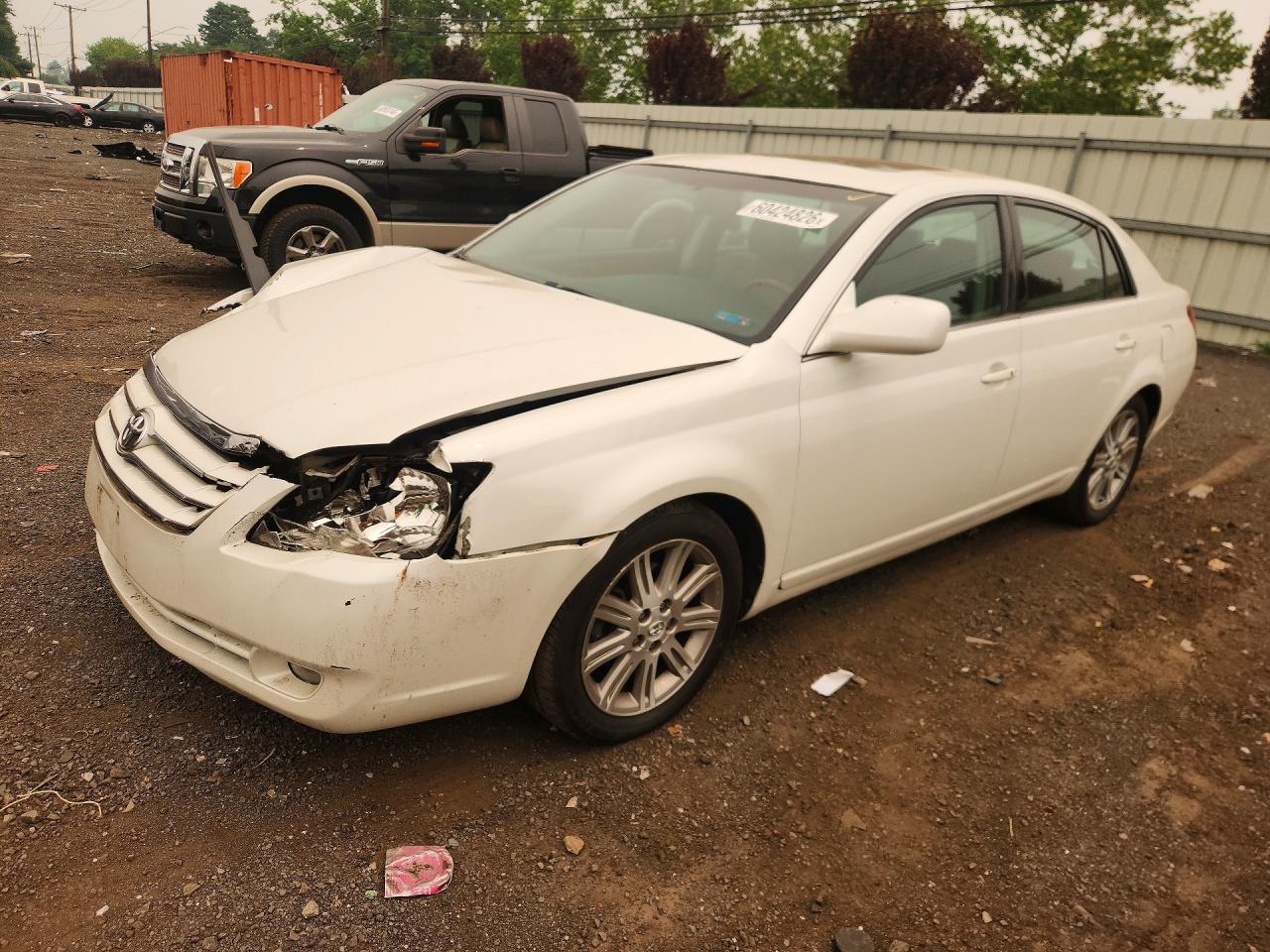2007 Toyota Avalon Limited White vin: 4T1BK36B27U232806