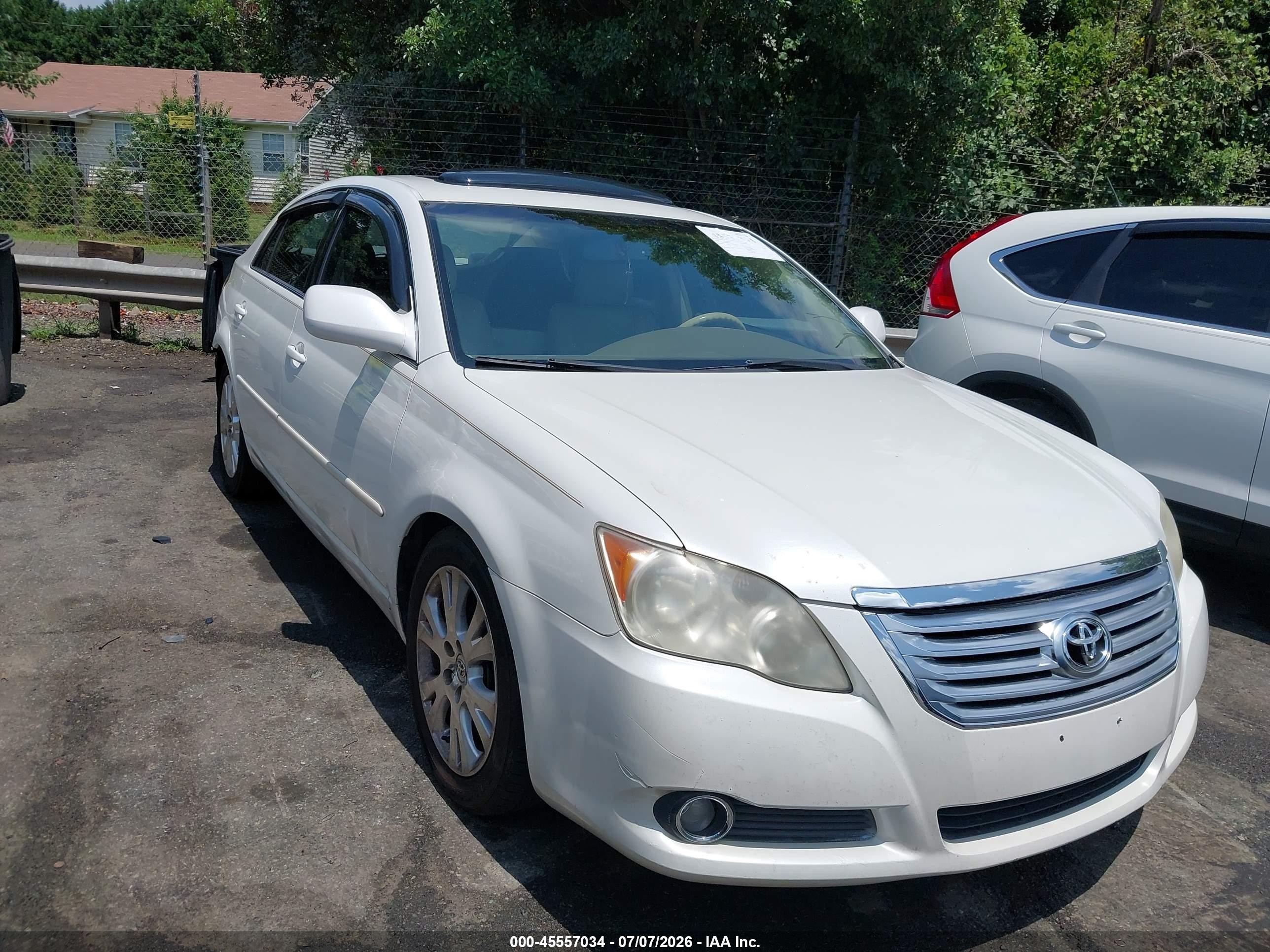 2008 Toyota Avalon Xls White vin: 4T1BK36B28U301074