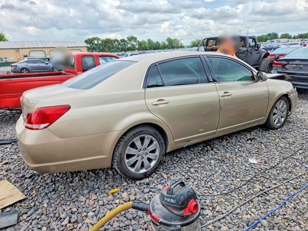 2005 Toyota Avalon Xls Gold vin: 4T1BK36B35U012149