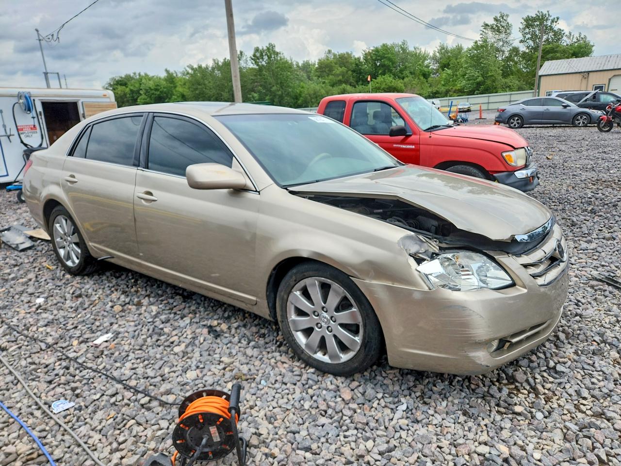 2005 Toyota Avalon Xls Gold vin: 4T1BK36B35U012149