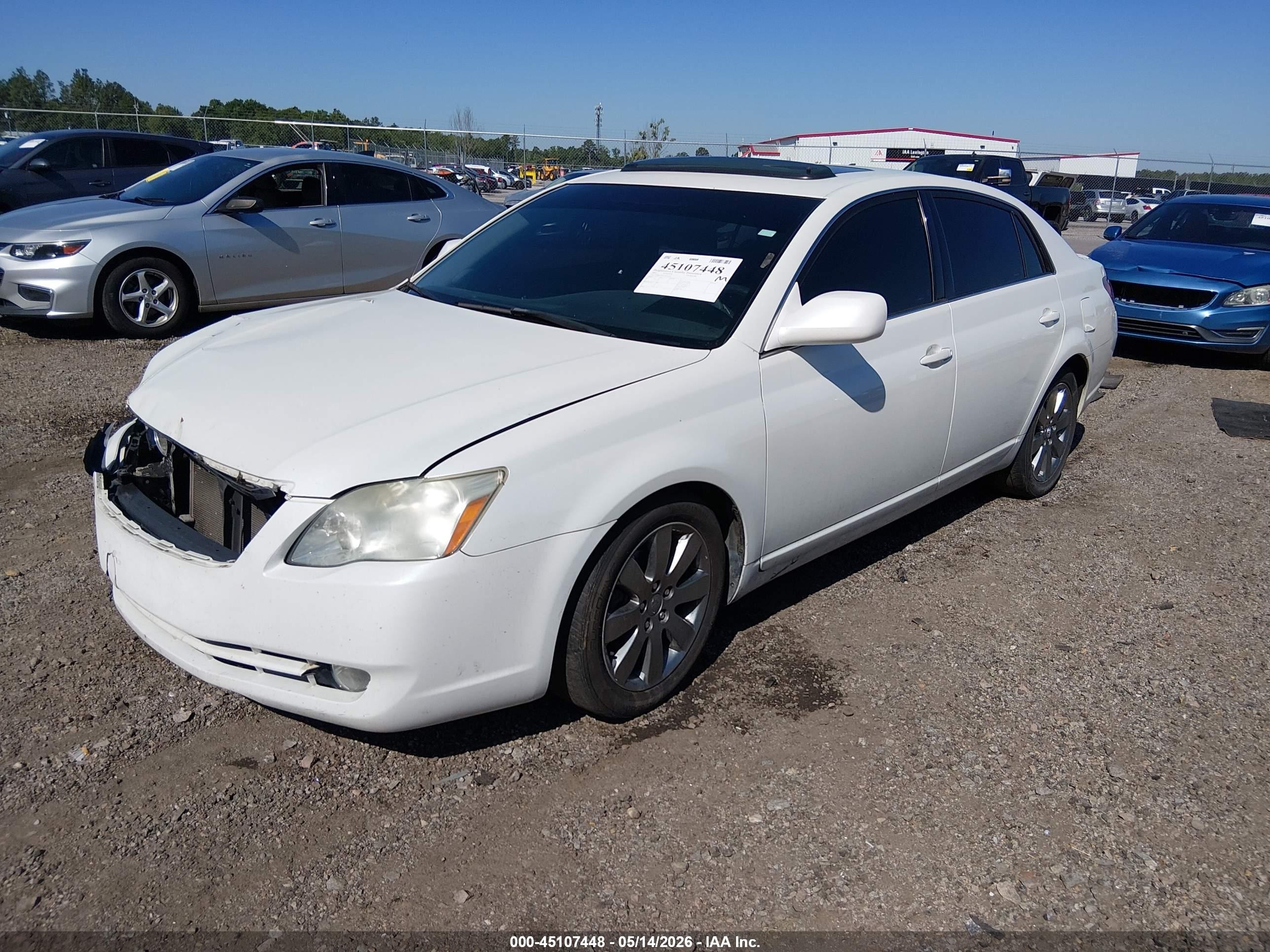 2005 Toyota Avalon Touring White vin: 4T1BK36B35U031574
