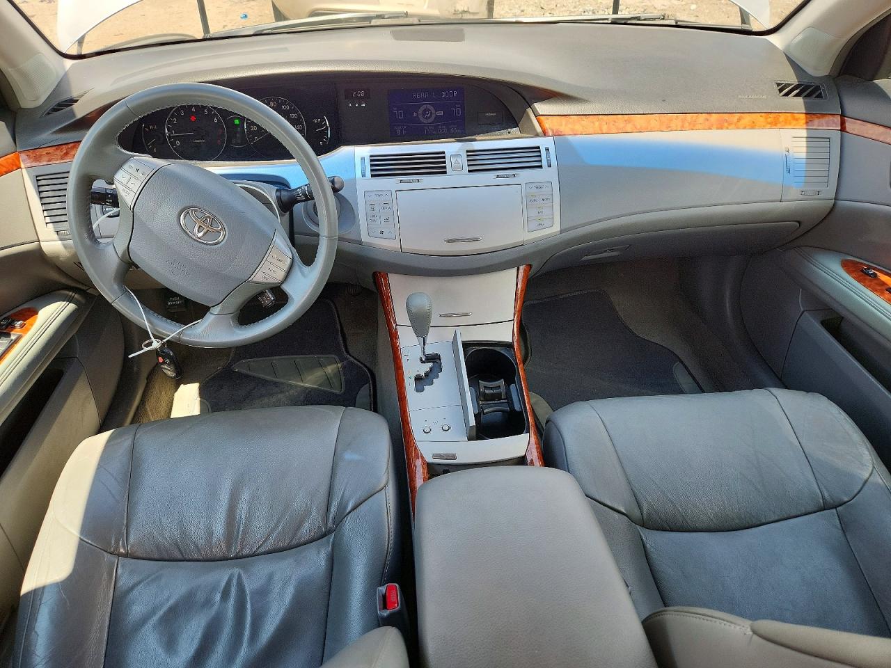 2005 Toyota Avalon Xls Silver vin: 4T1BK36B35U038797