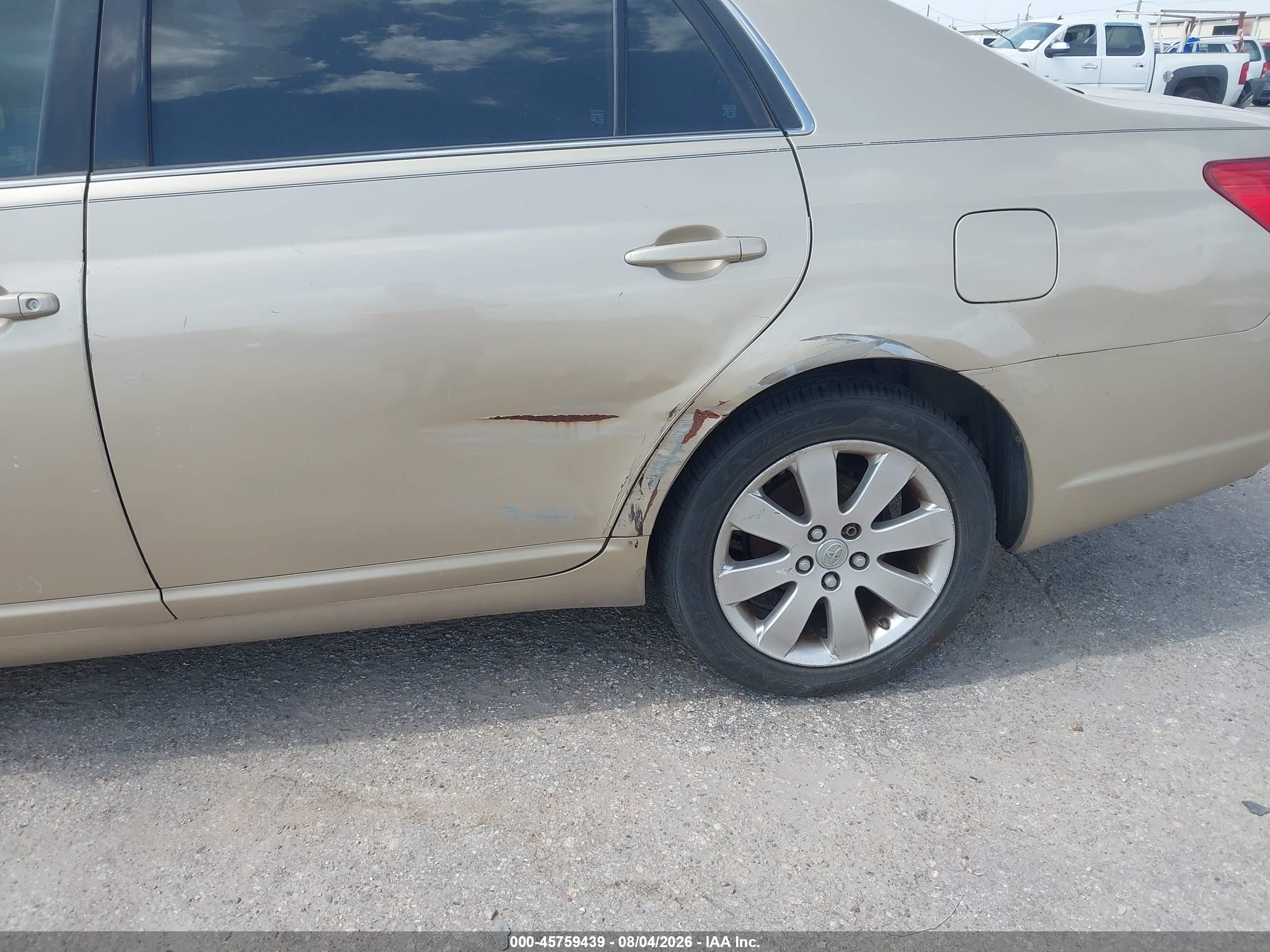 2005 Toyota Avalon Xls Бежевый vin: 4T1BK36B35U049038