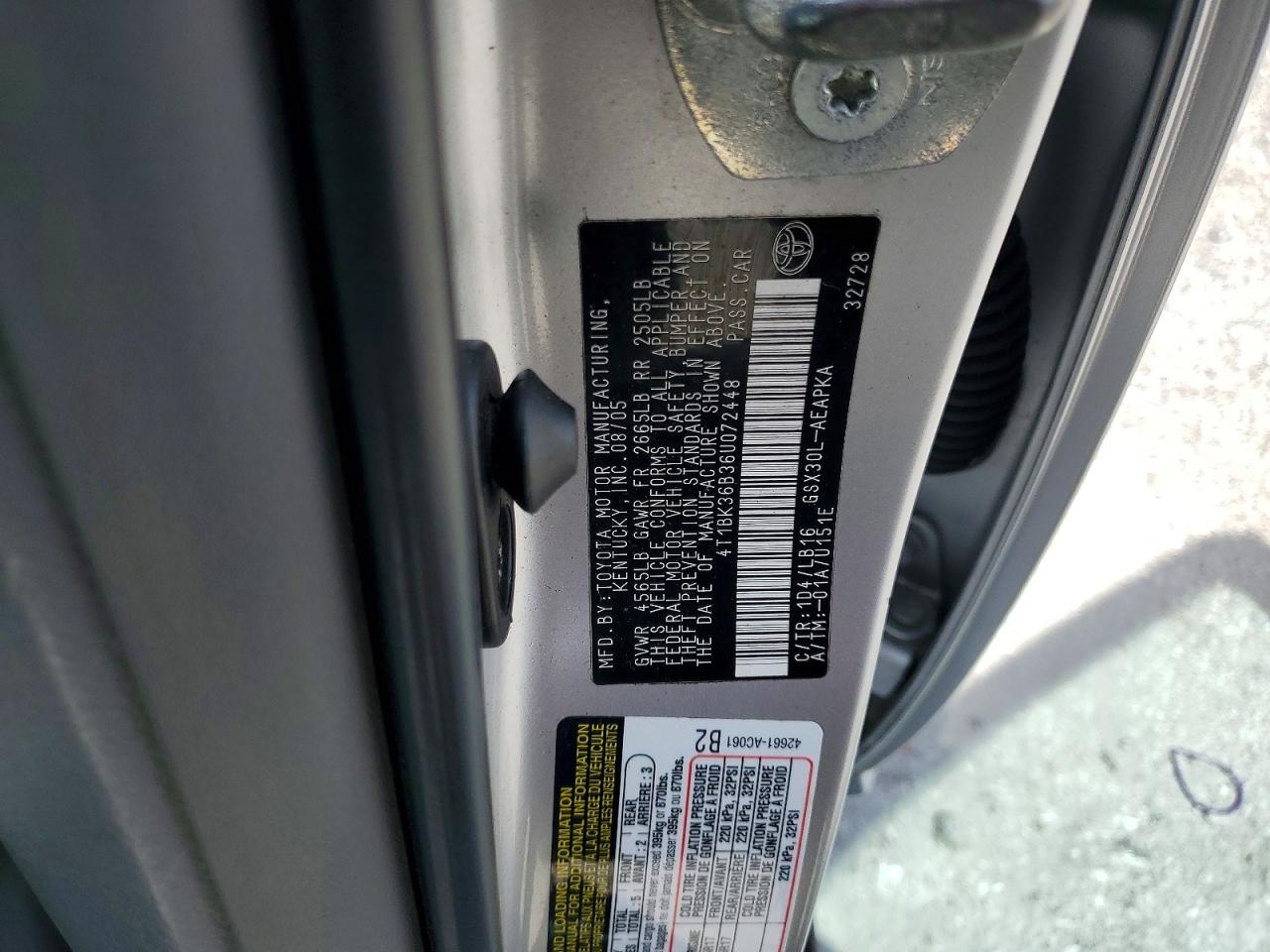 2006 Toyota Avalon Limited Серебряный vin: 4T1BK36B36U072448