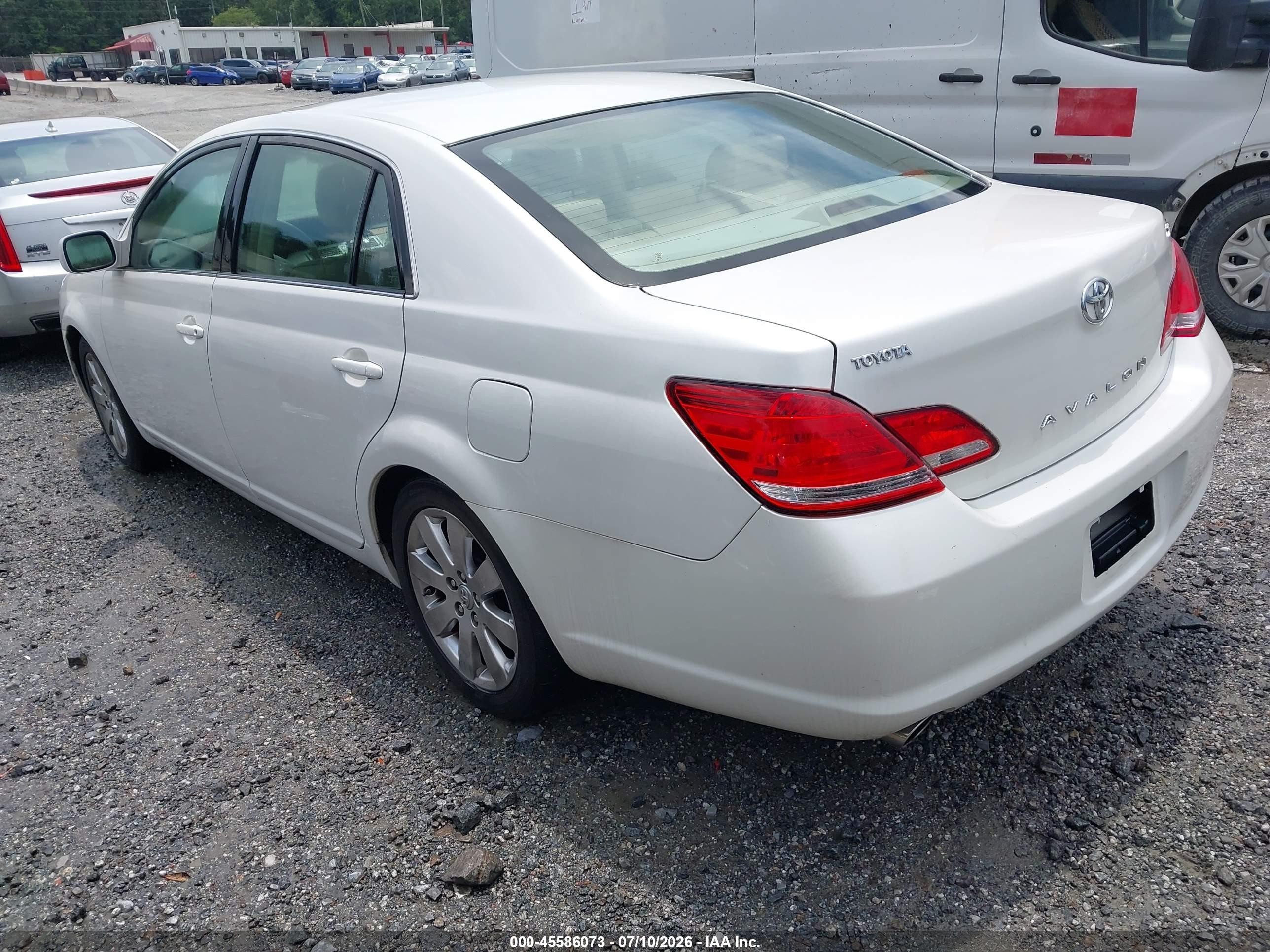 2007 Toyota Avalon Xls White vin: 4T1BK36B37U246567