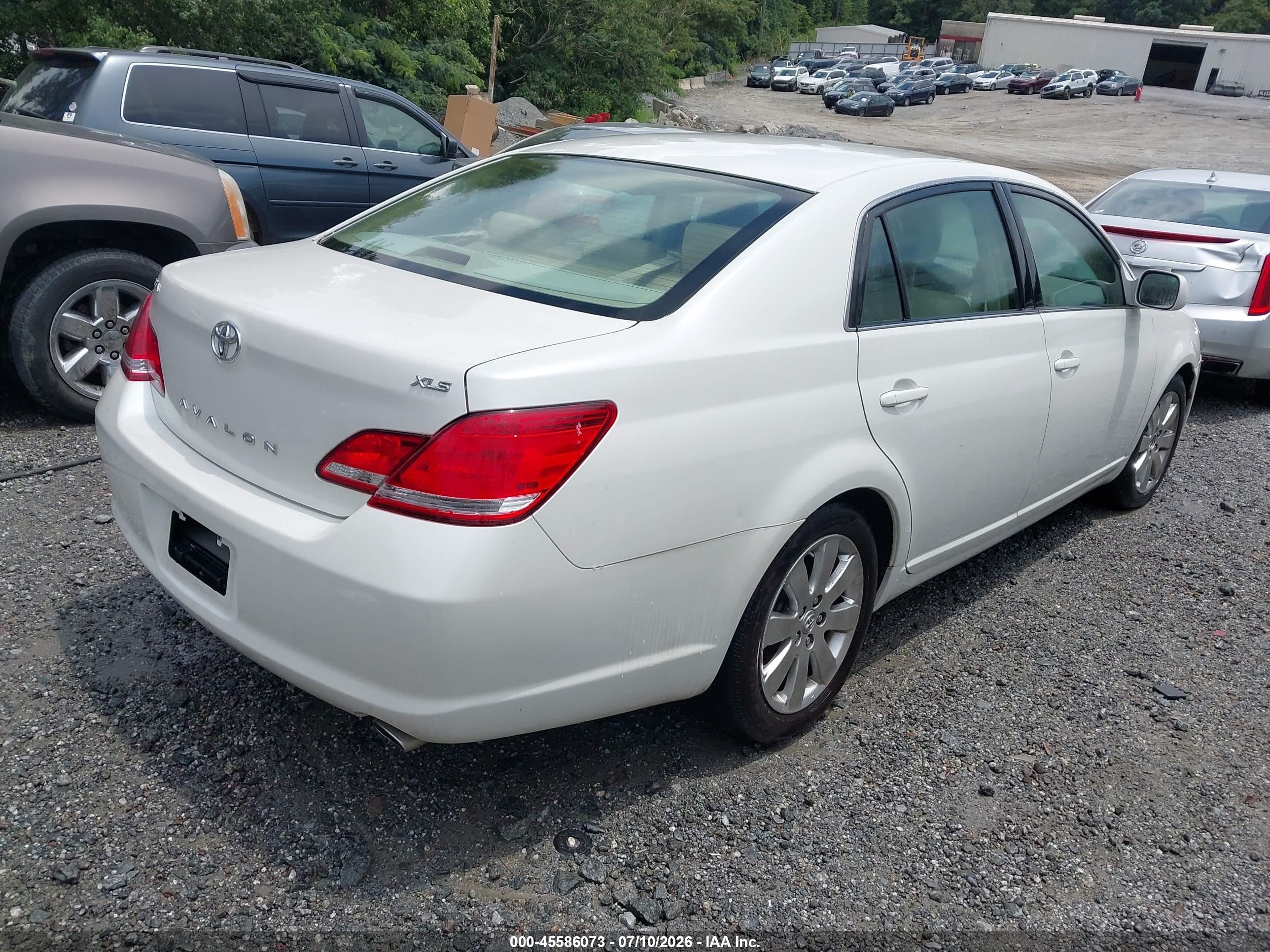 2007 Toyota Avalon Xls White vin: 4T1BK36B37U246567