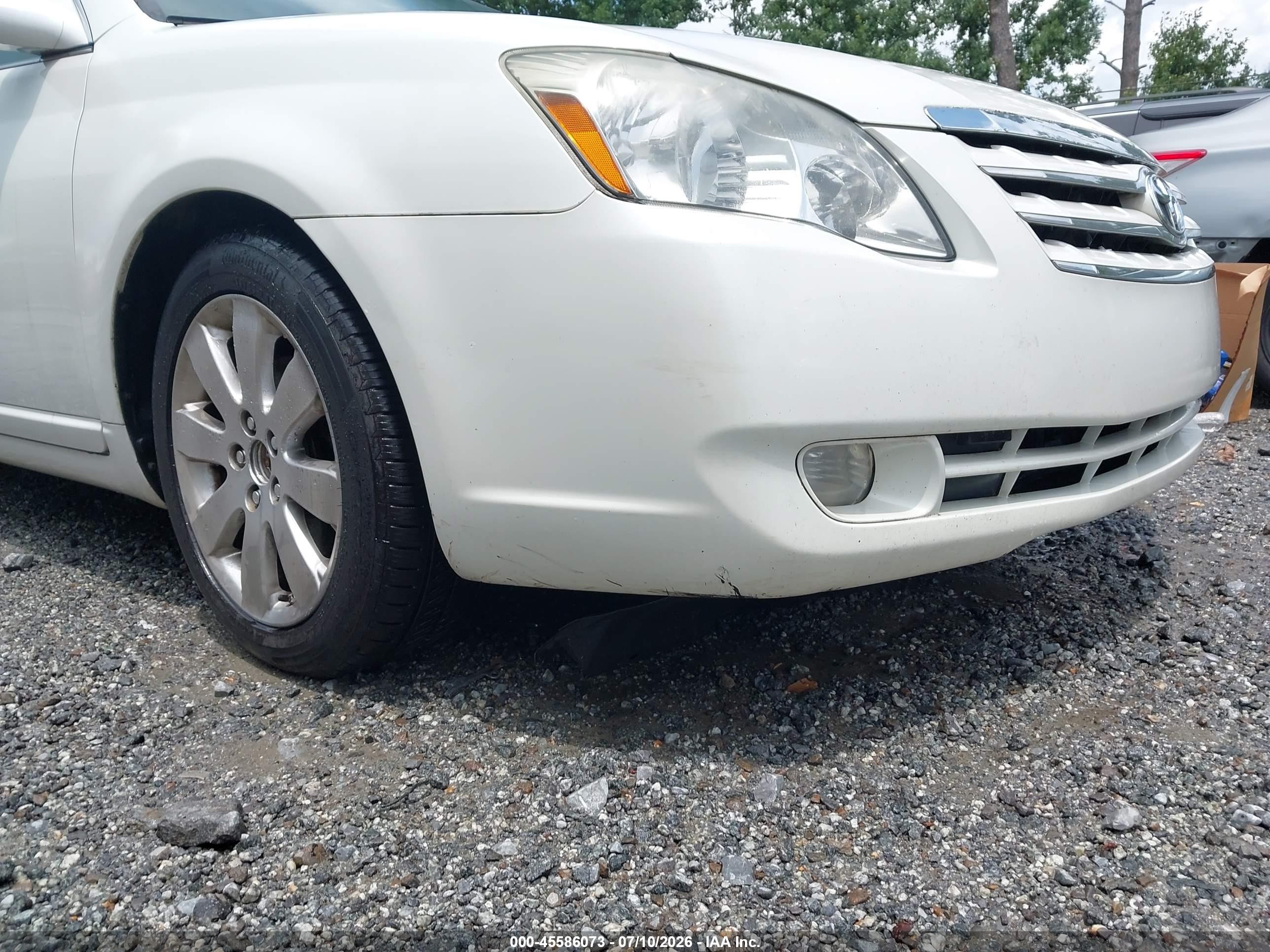 2007 Toyota Avalon Xls White vin: 4T1BK36B37U246567