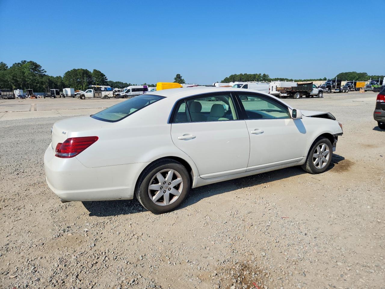 2008 Toyota Avalon Xl White vin: 4T1BK36B38U257330