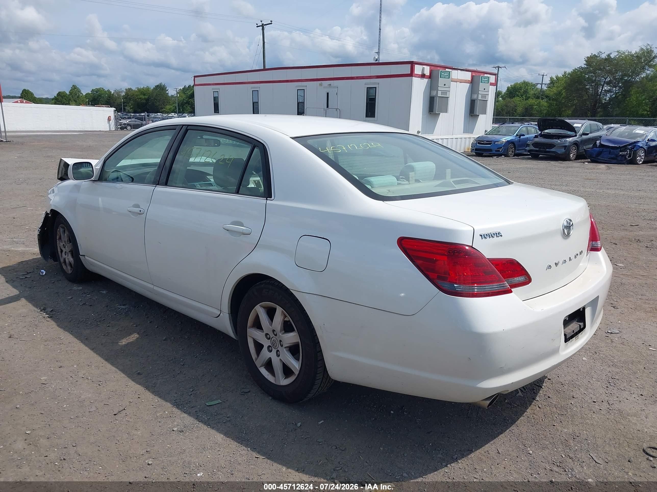 2008 Toyota Avalon Xl White vin: 4T1BK36B38U296354