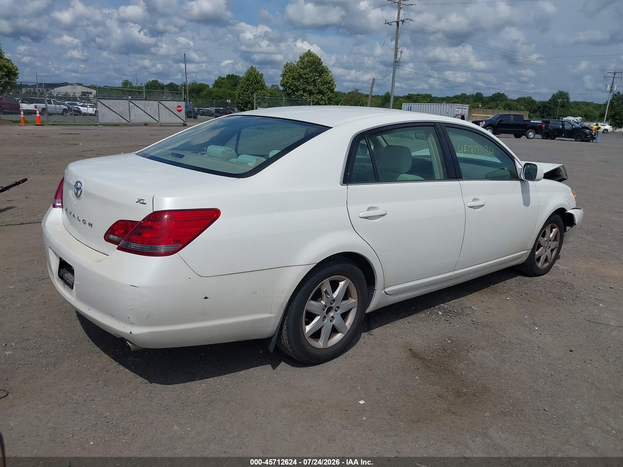 2008 Toyota Avalon Xl White vin: 4T1BK36B38U296354