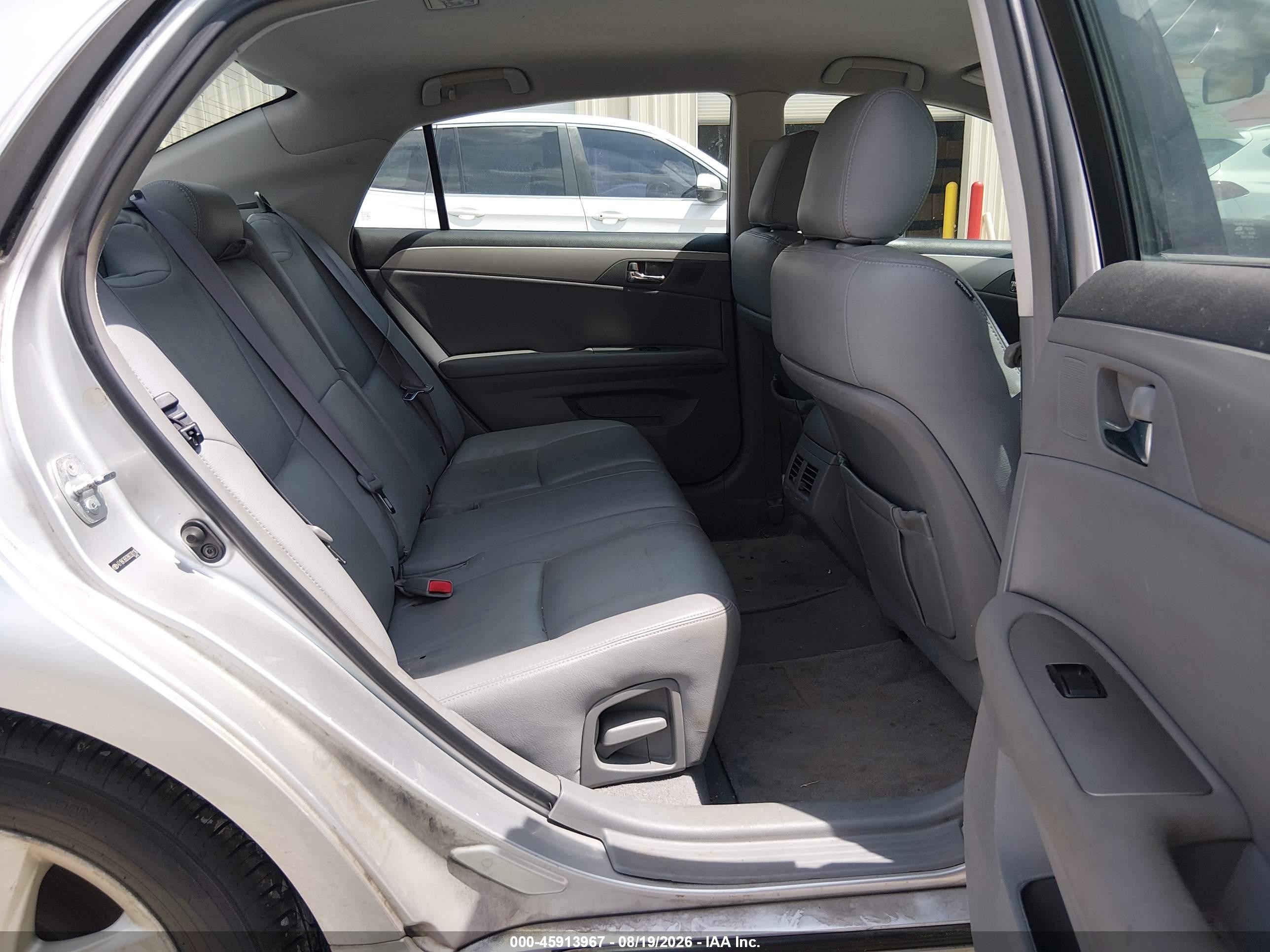 2009 Toyota Avalon Xl Silver vin: 4T1BK36B39U330116