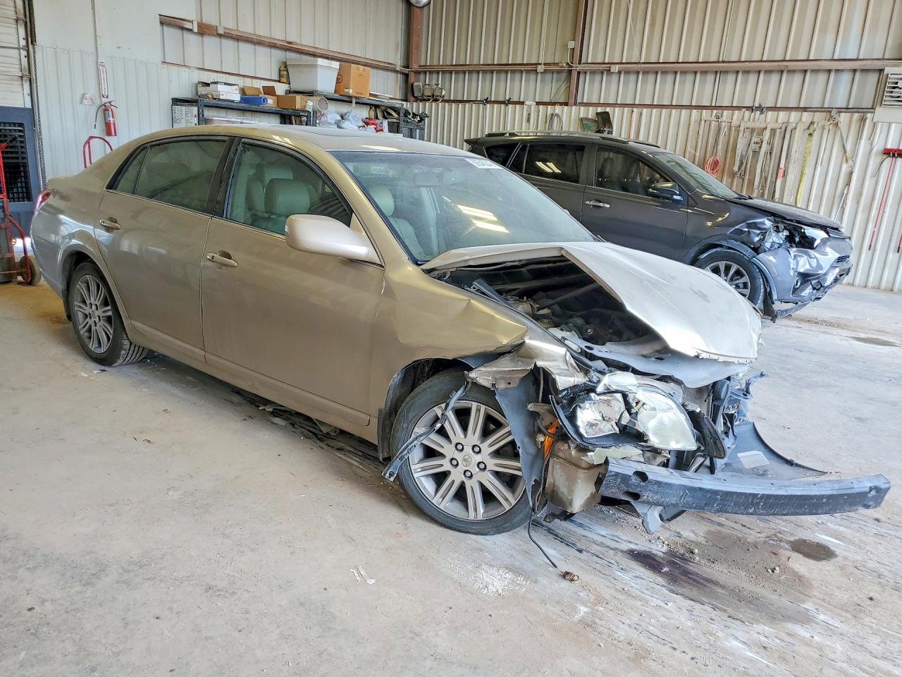 2005 Toyota Avalon Limited Tan vin: 4T1BK36B45U024021