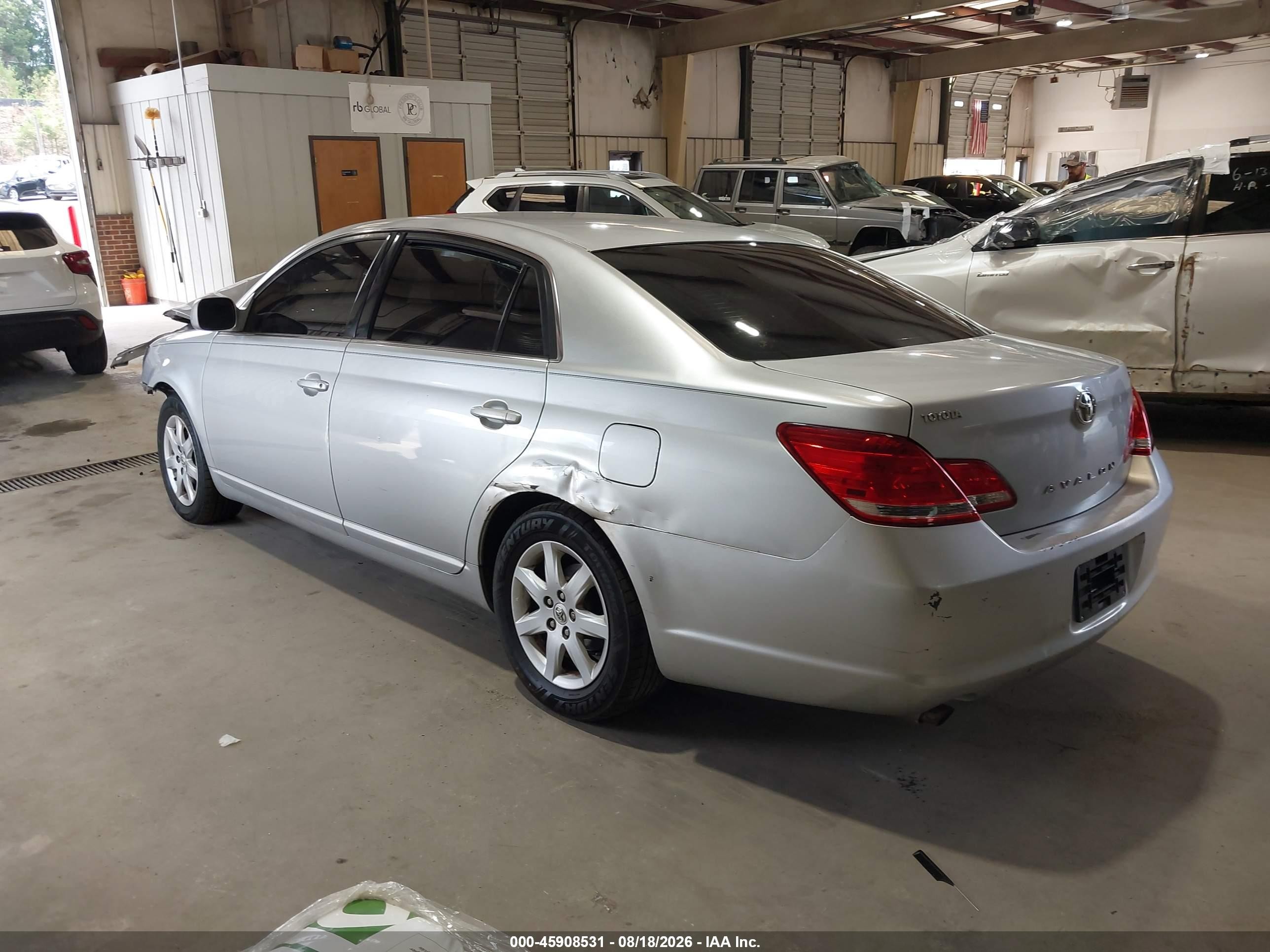 2005 Toyota Avalon Xl Silver vin: 4T1BK36B45U027422