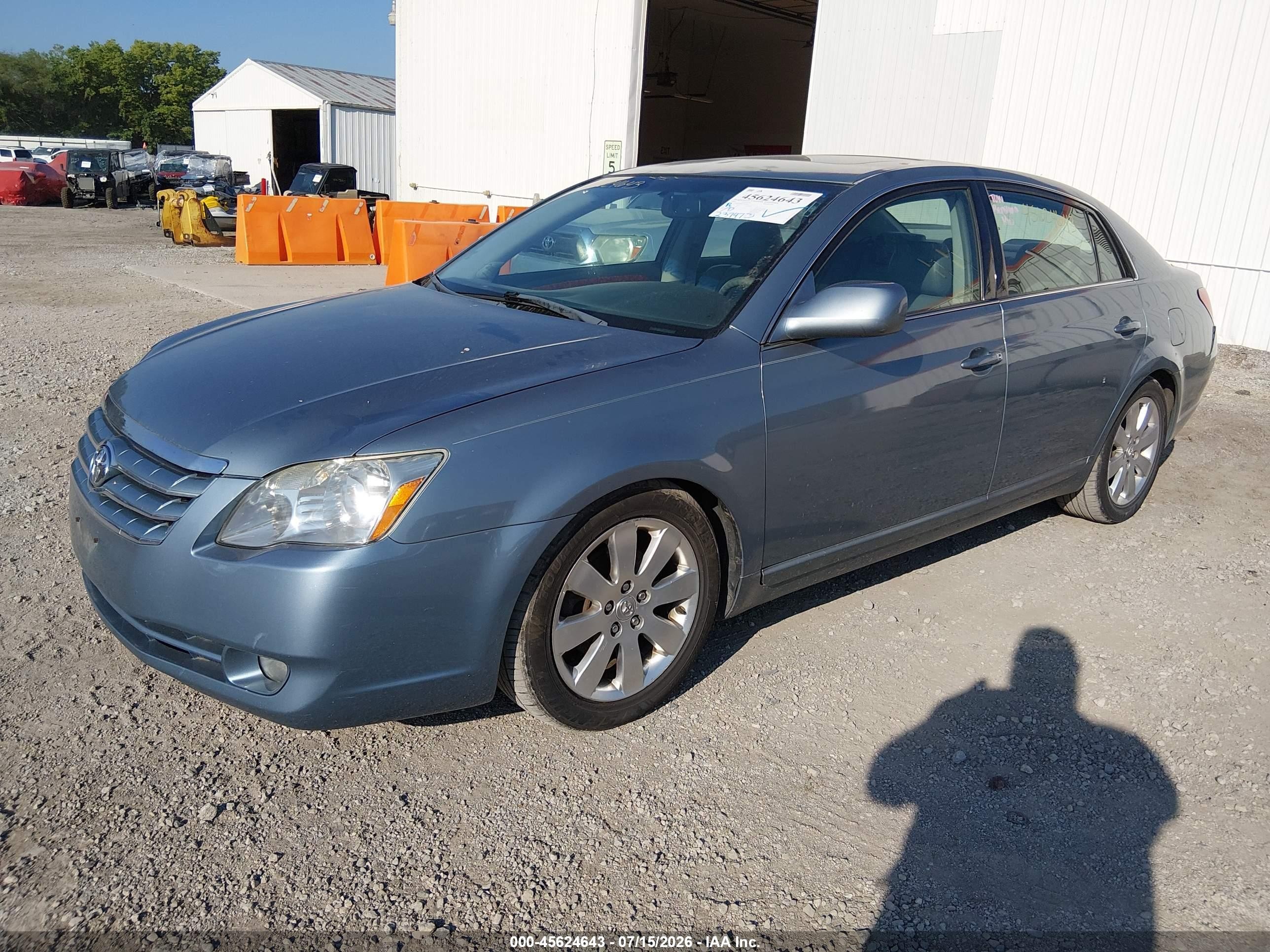 2005 Toyota Avalon Xls Blue vin: 4T1BK36B45U028490