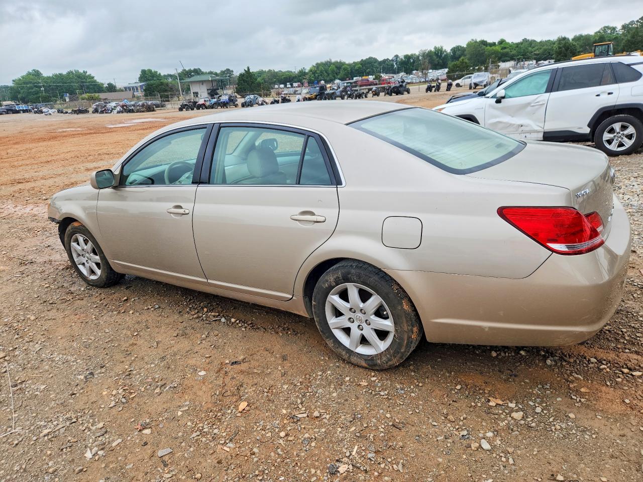 2006 Toyota Avalon Xl Gold vin: 4T1BK36B46U094927