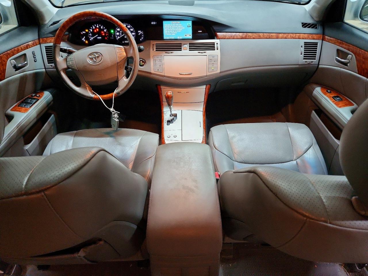 2006 Toyota Avalon Limited Silver vin: 4T1BK36B46U132169