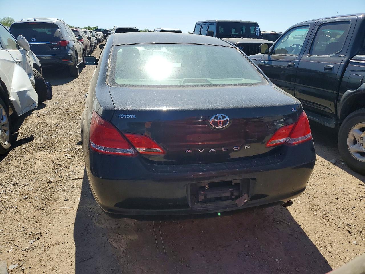 2006 Toyota Avalon Black vin: 4T1BK36B46U150848