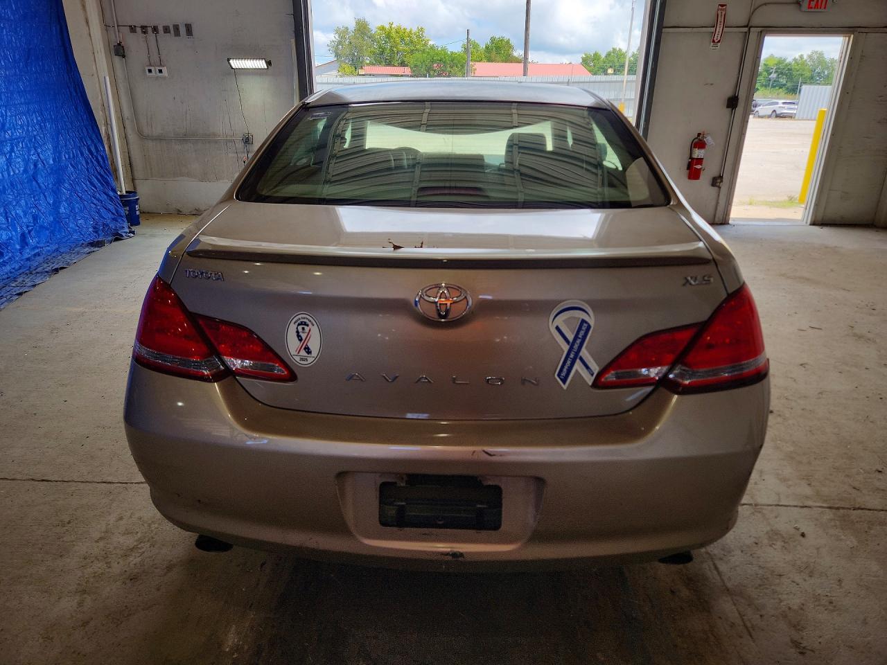 2007 Toyota Avalon Xls Gold vin: 4T1BK36B47U242558