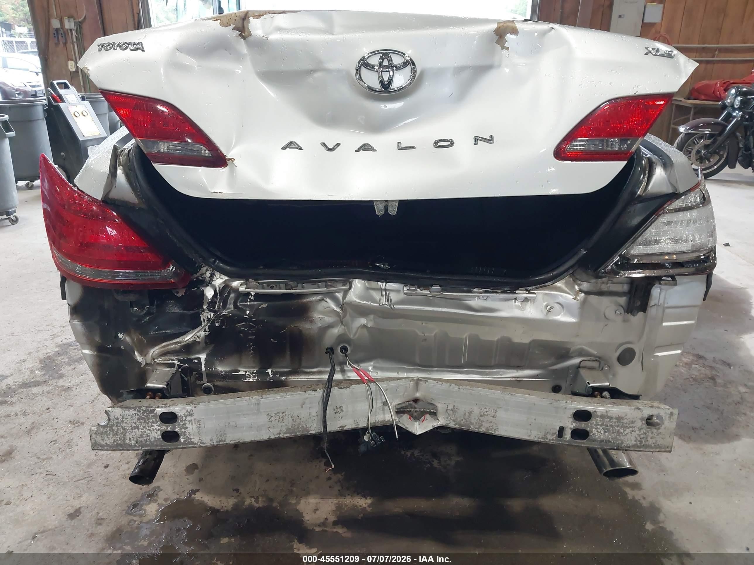 2008 Toyota Avalon Xls Silver vin: 4T1BK36B48U276887