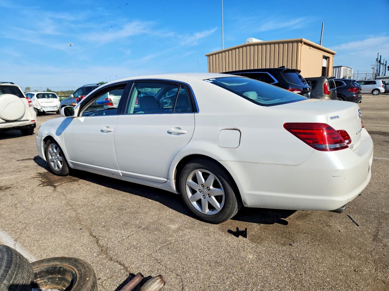 2008 Toyota Avalon Xl Белый vin: 4T1BK36B48U290238