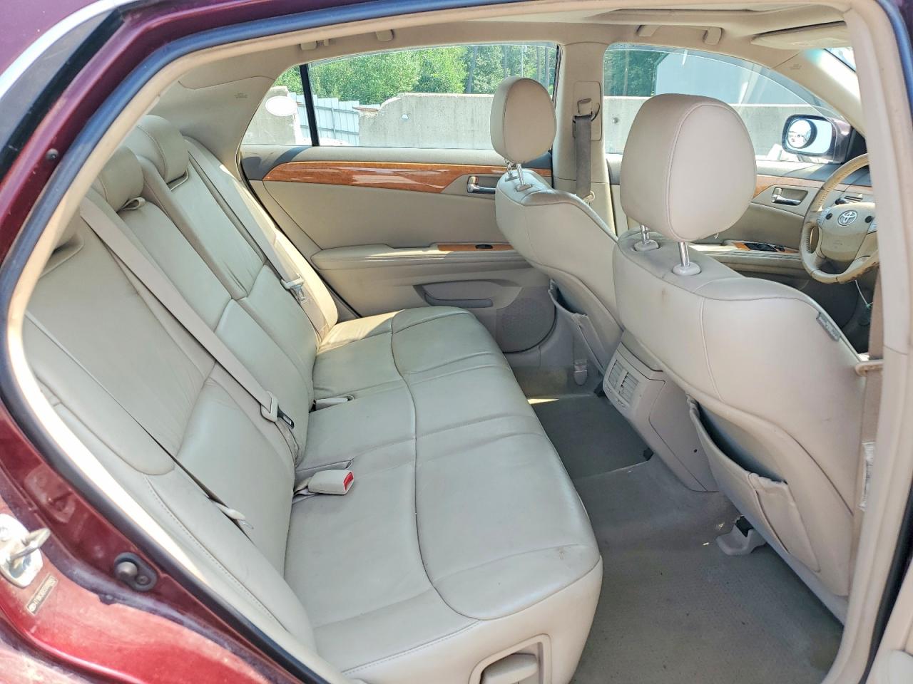 2005 Toyota Avalon Xls Burgundy vin: 4T1BK36B55U009463