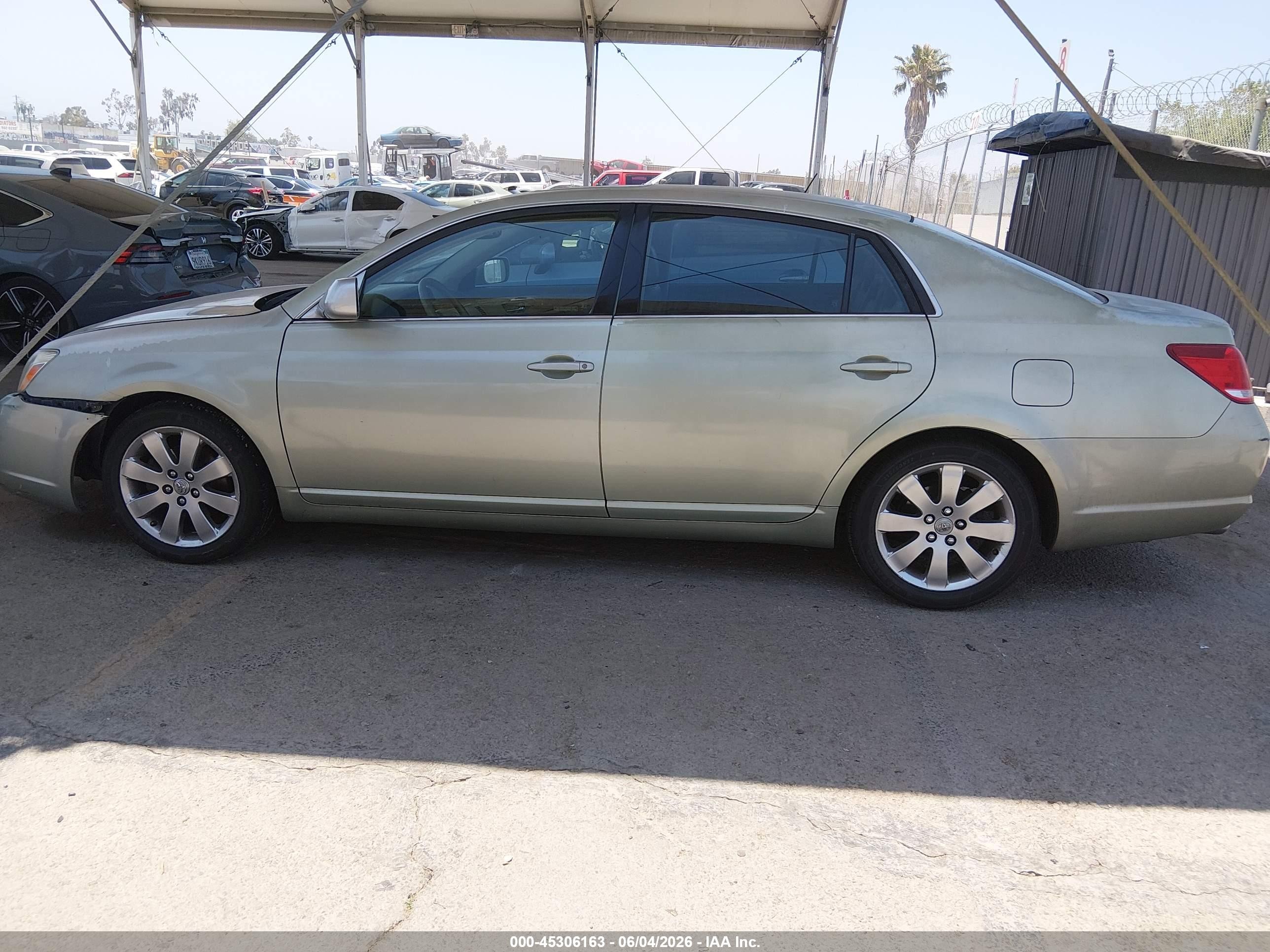 2005 Toyota Avalon Xls Green vin: 4T1BK36B55U014775