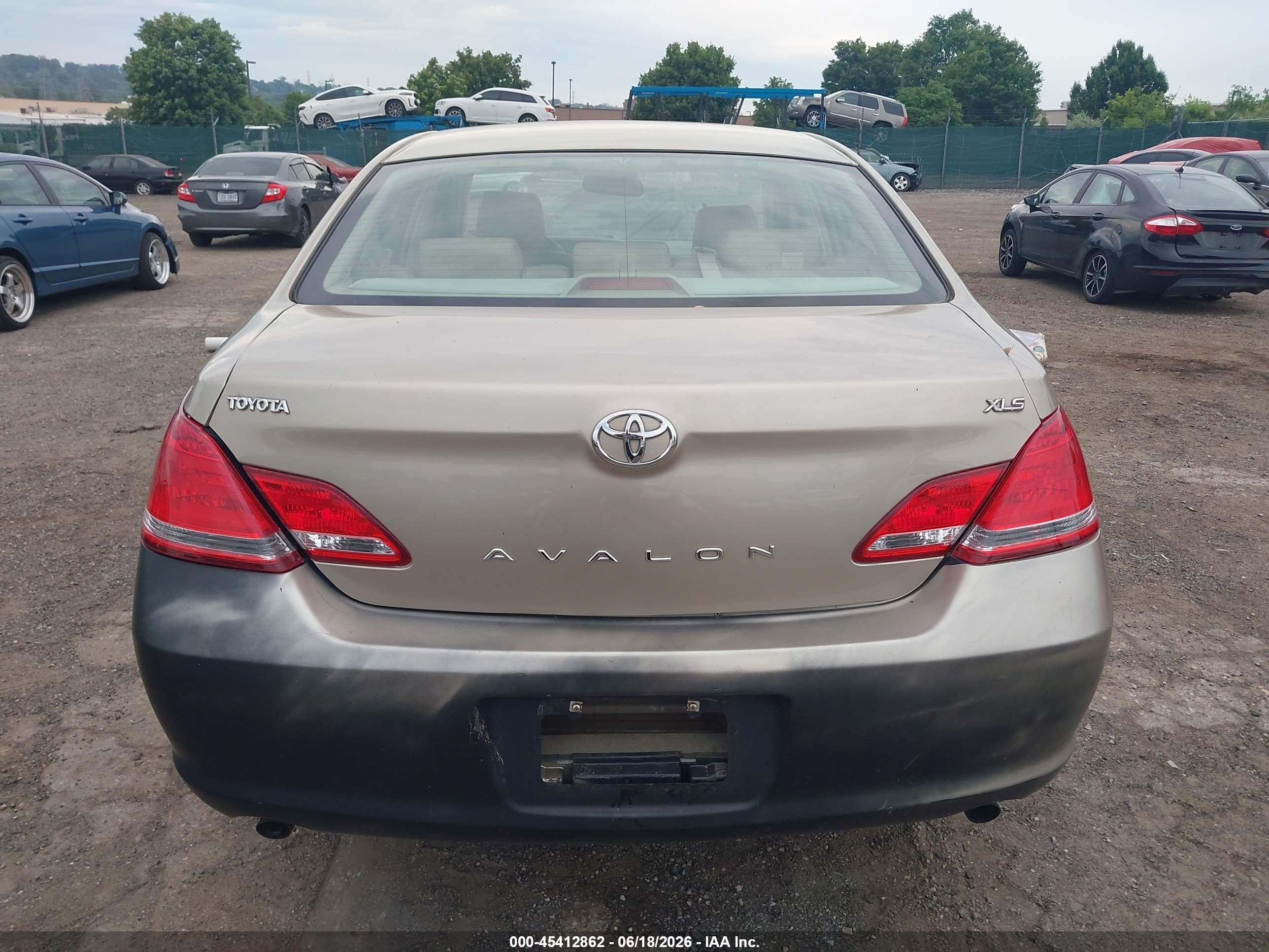 2007 Toyota Avalon Xls Gold vin: 4T1BK36B57U251043