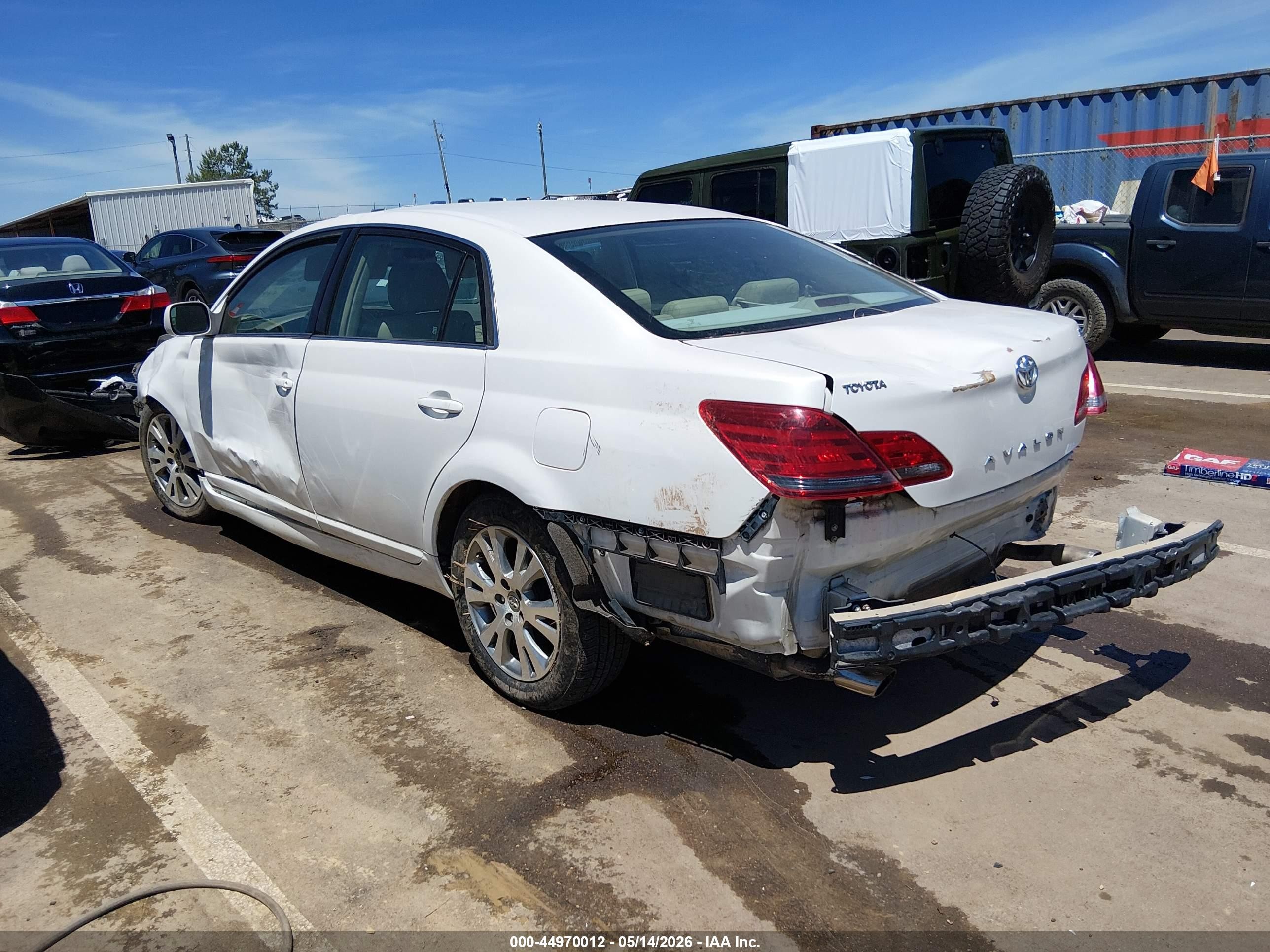 2008 Toyota Avalon Xls White vin: 4T1BK36B58U301814
