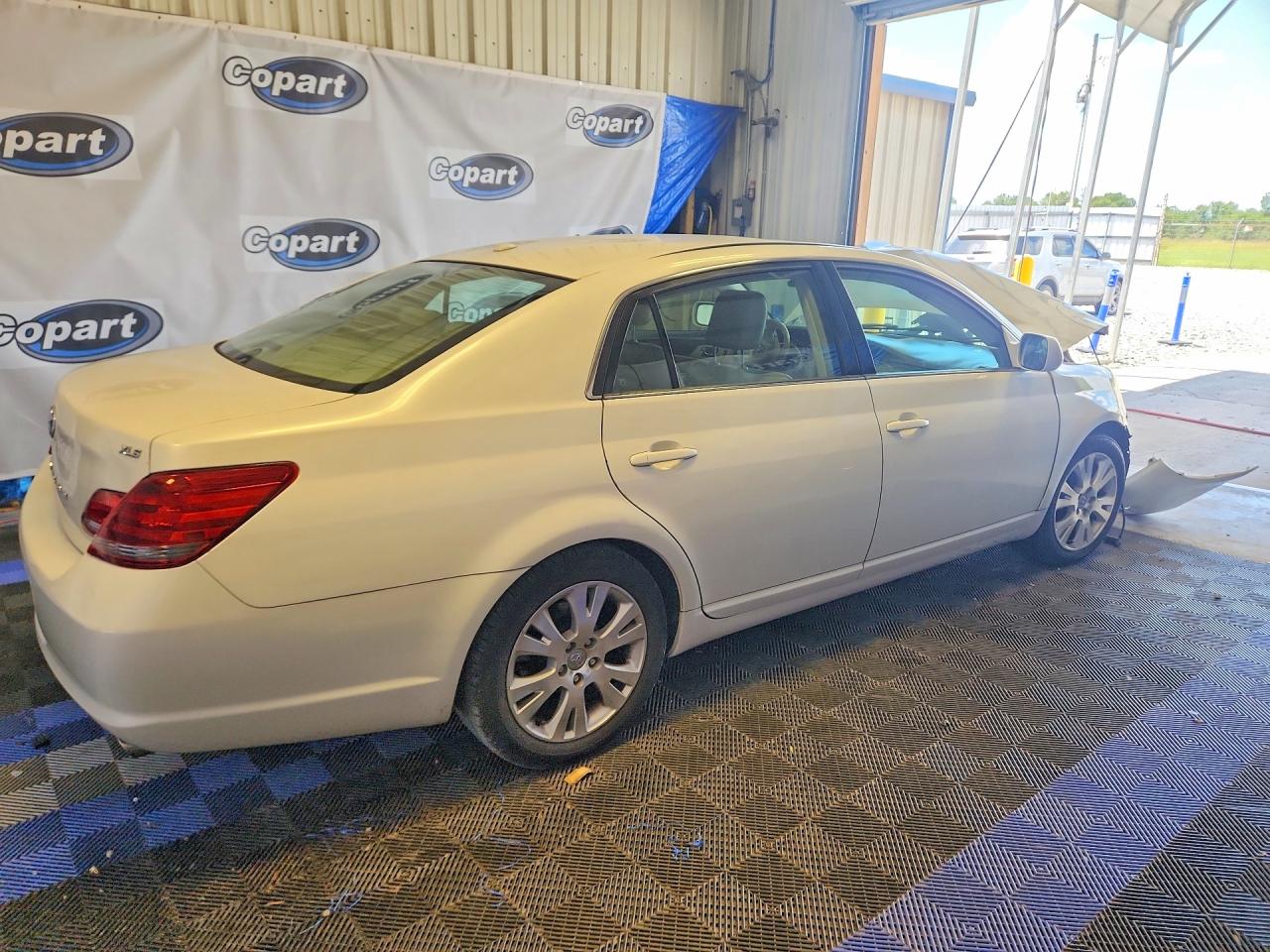 2009 Toyota Avalon Xls White vin: 4T1BK36B59U342610