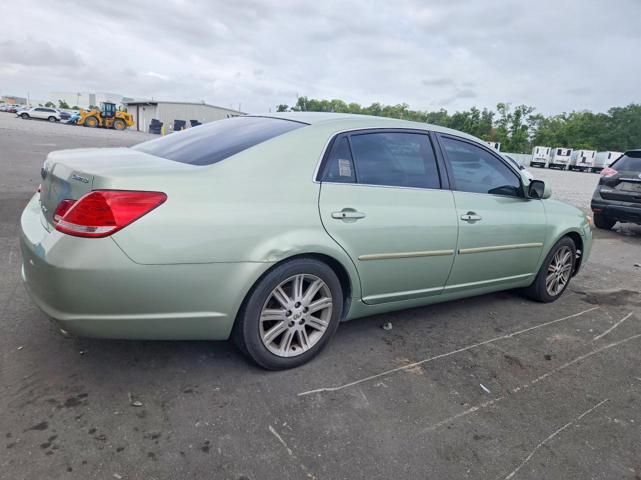 2005 Toyota Avalon Limited Green vin: 4T1BK36B65U003252