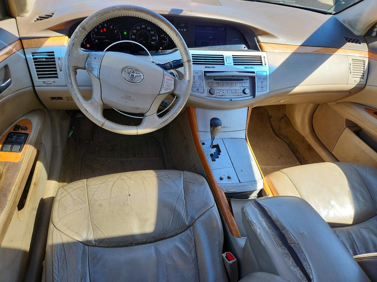 2005 Toyota Avalon Xls White vin: 4T1BK36B65U012775