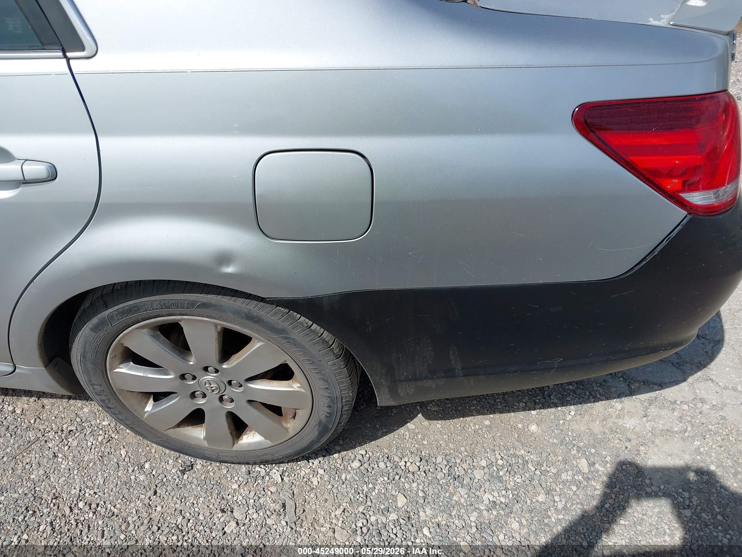 2005 Toyota Avalon Xls Silver vin: 4T1BK36B65U032749