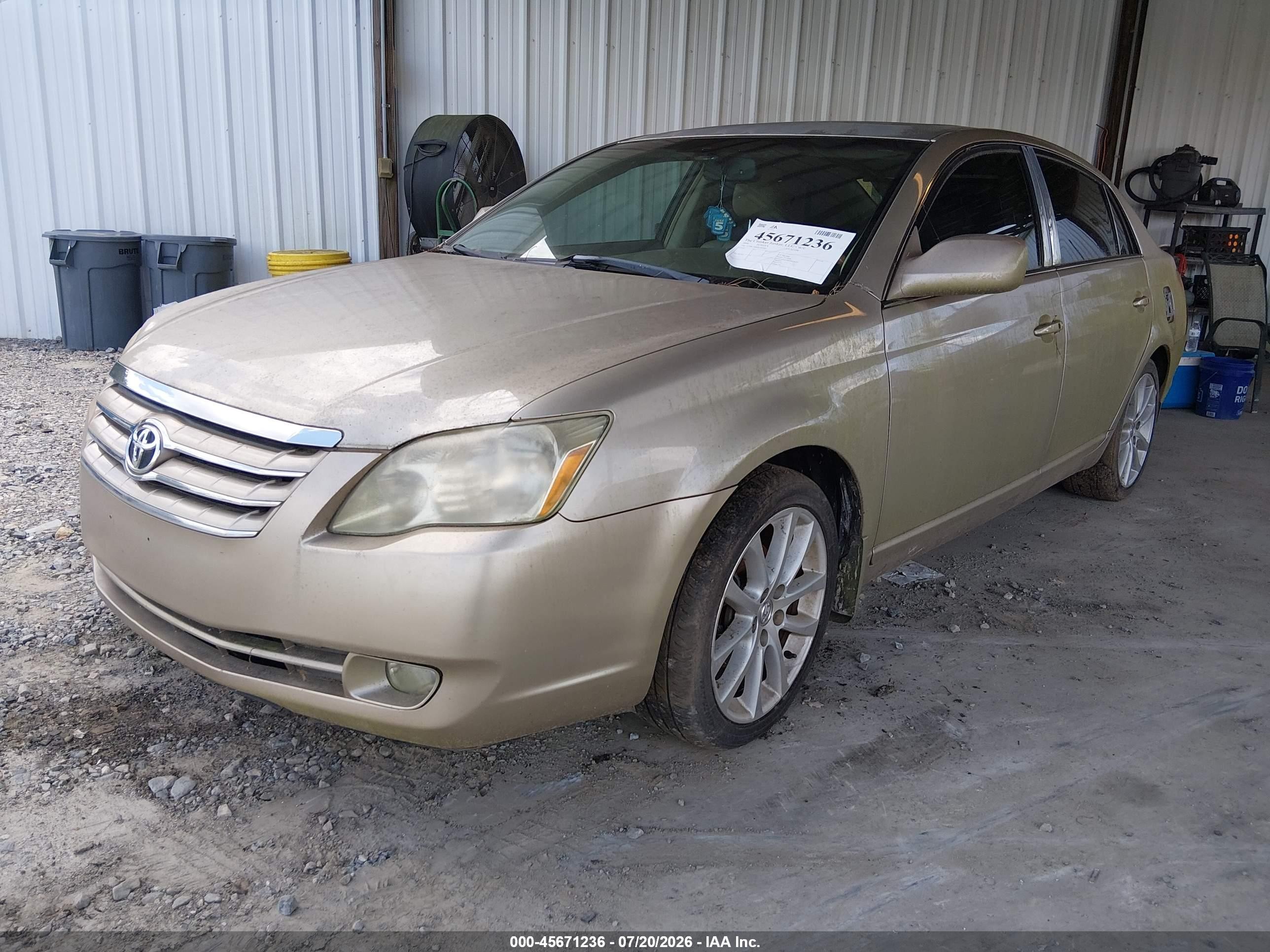 2006 Toyota Avalon Limited Gold vin: 4T1BK36B66U092497