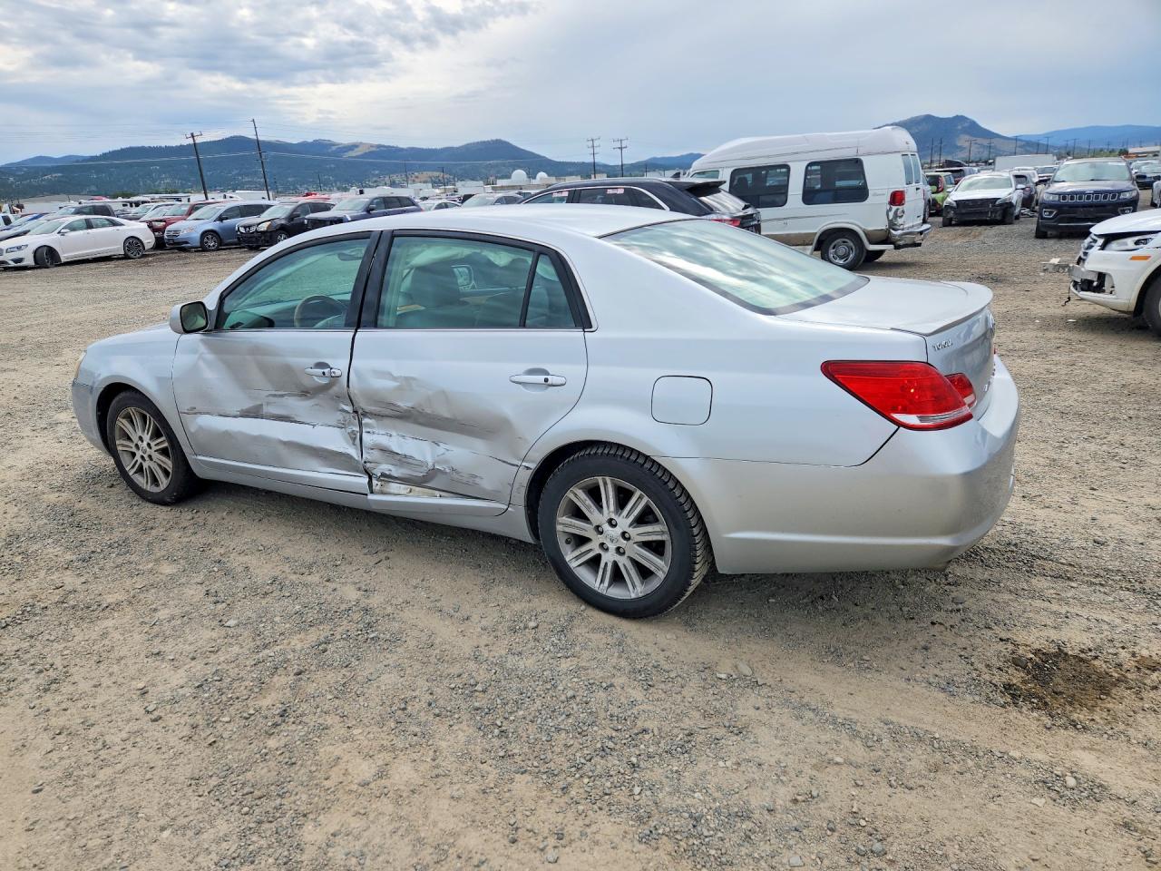 2007 Toyota Avalon Limited Silver vin: 4T1BK36B67U246837