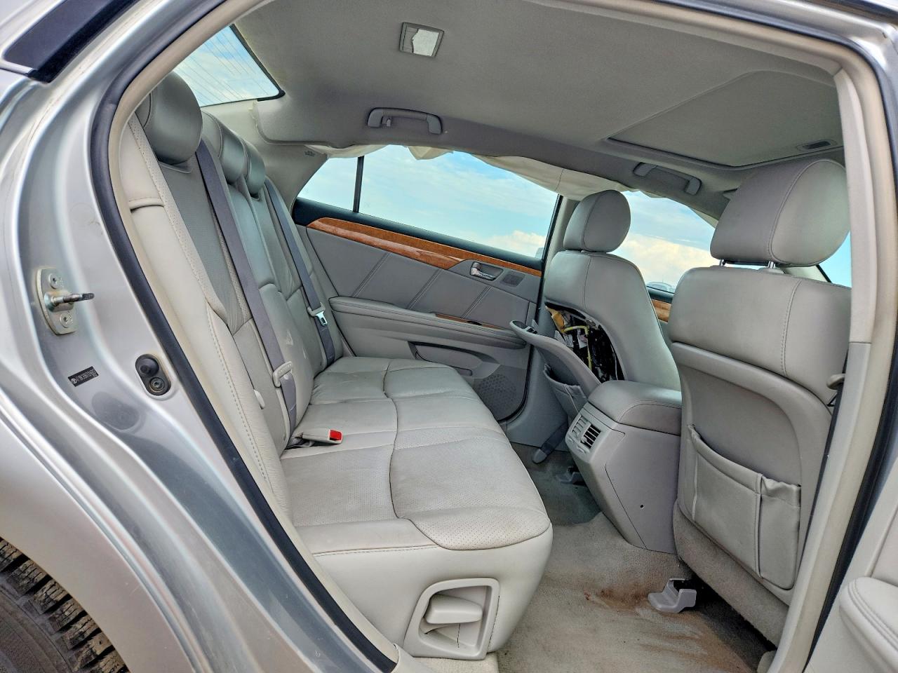 2007 Toyota Avalon Limited Silver vin: 4T1BK36B67U246837