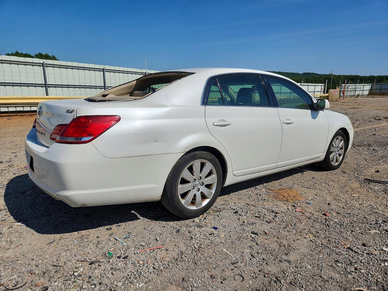2007 Toyota Avalon Xls Белый vin: 4T1BK36B67U252251