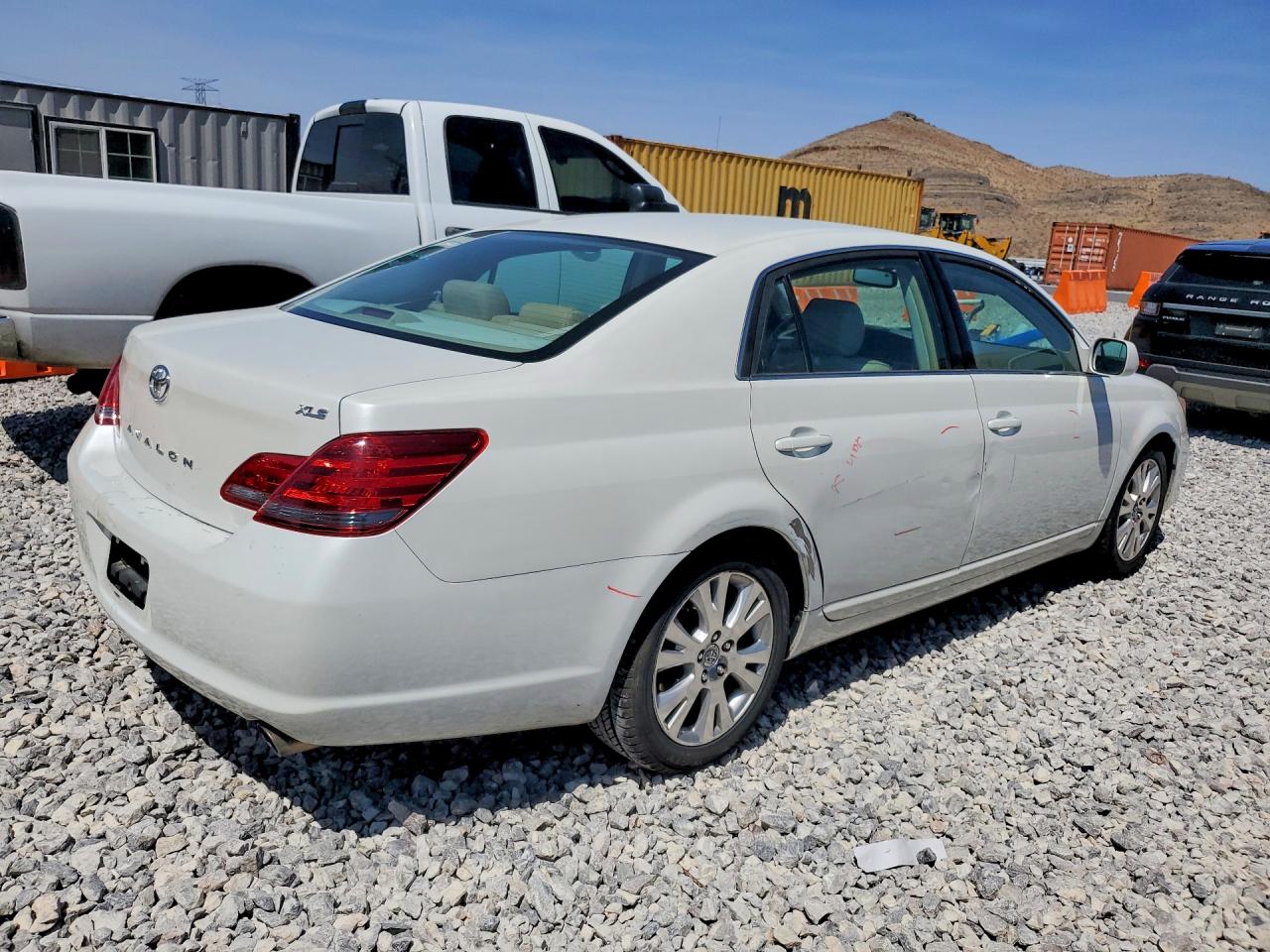 2008 Toyota Avalon Xls White vin: 4T1BK36B68U282500