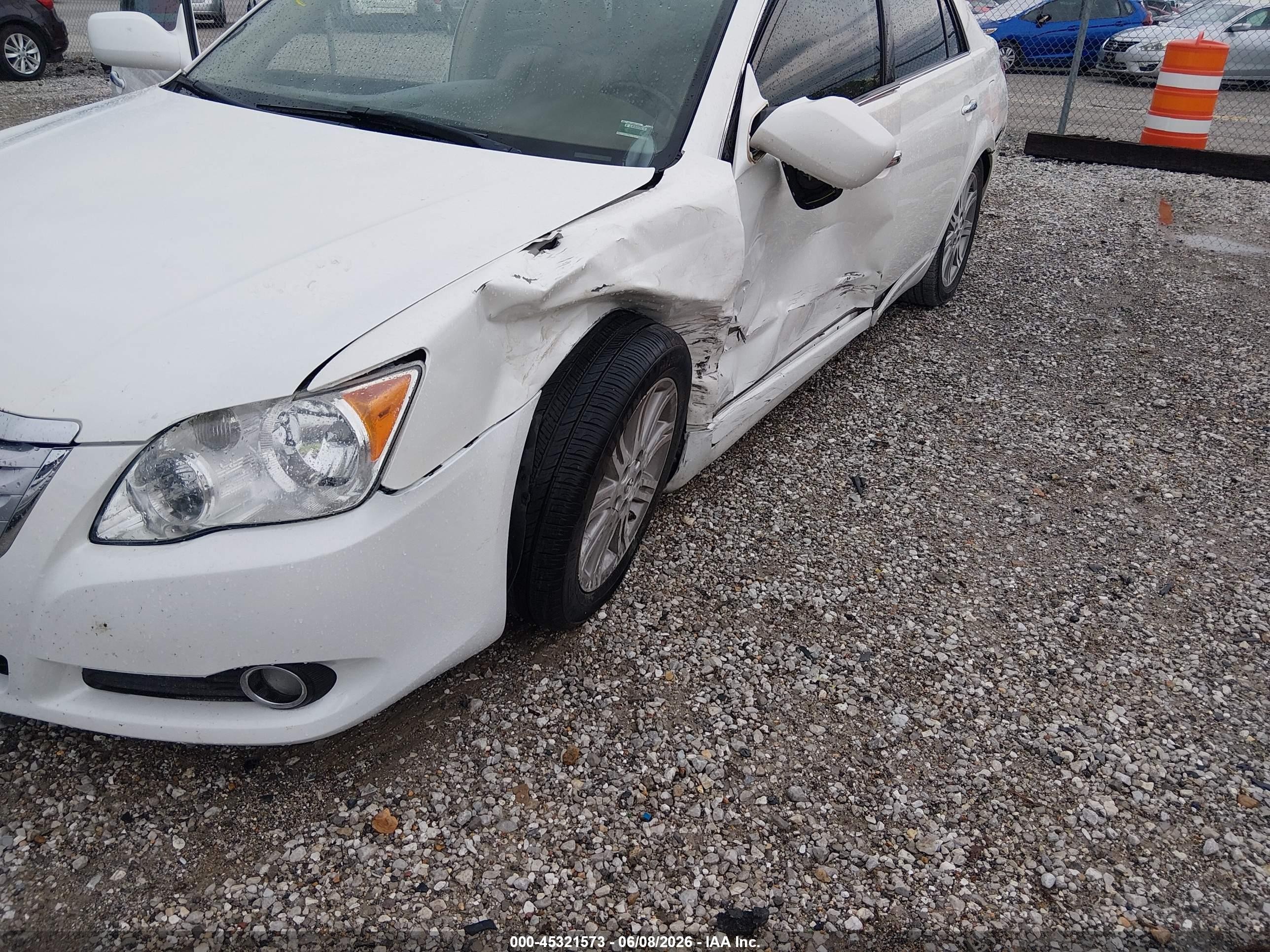 2008 Toyota Avalon Limited White vin: 4T1BK36B68U292296