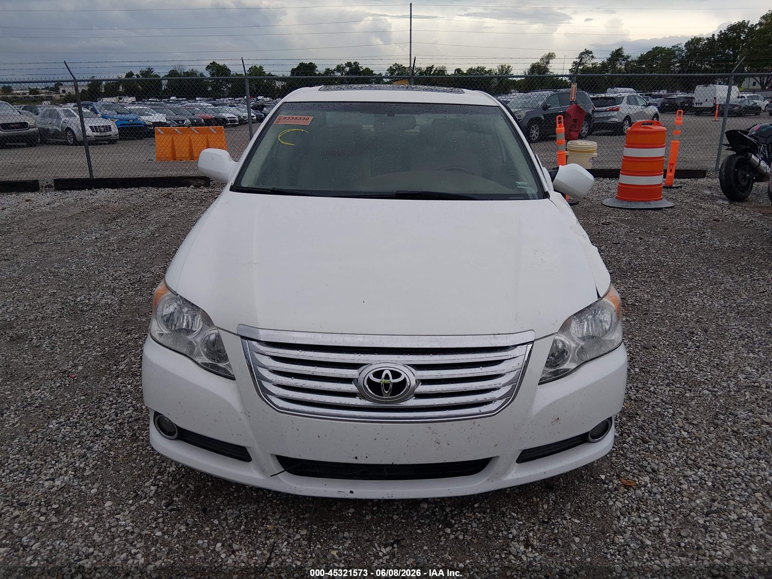 2008 Toyota Avalon Limited White vin: 4T1BK36B68U292296