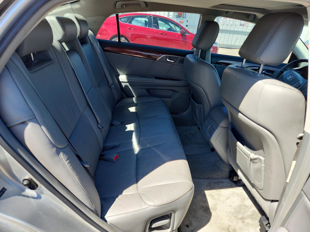2009 Toyota Avalon Limited Silver vin: 4T1BK36B69U334919