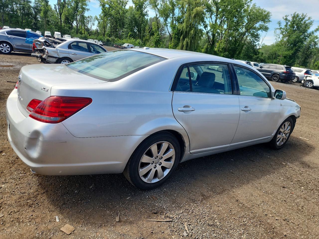 2009 Toyota Avalon Xls Серебряный vin: 4T1BK36B69U342812