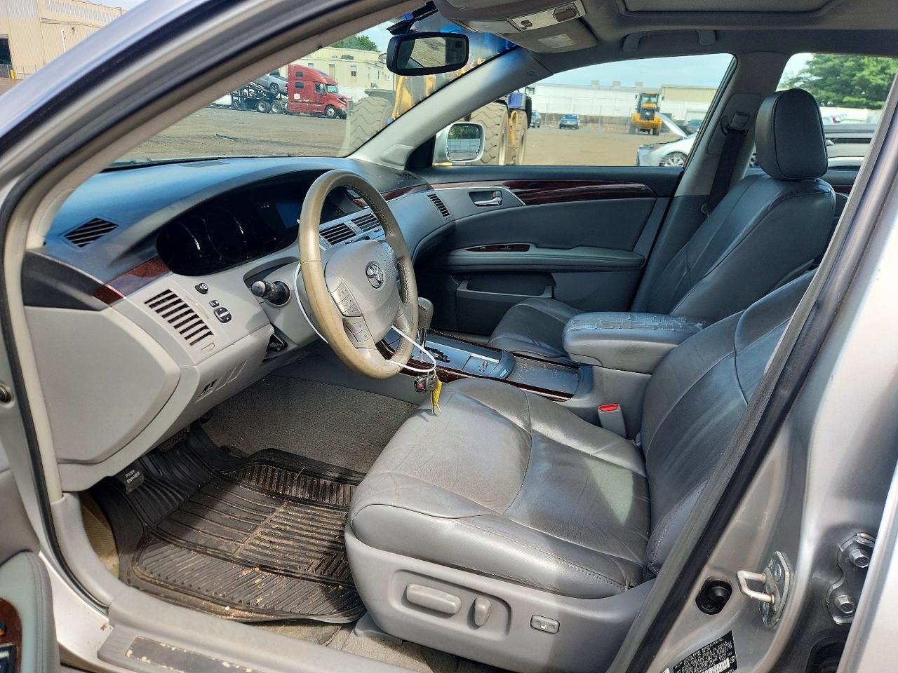 2009 Toyota Avalon Xls Серебряный vin: 4T1BK36B69U342812