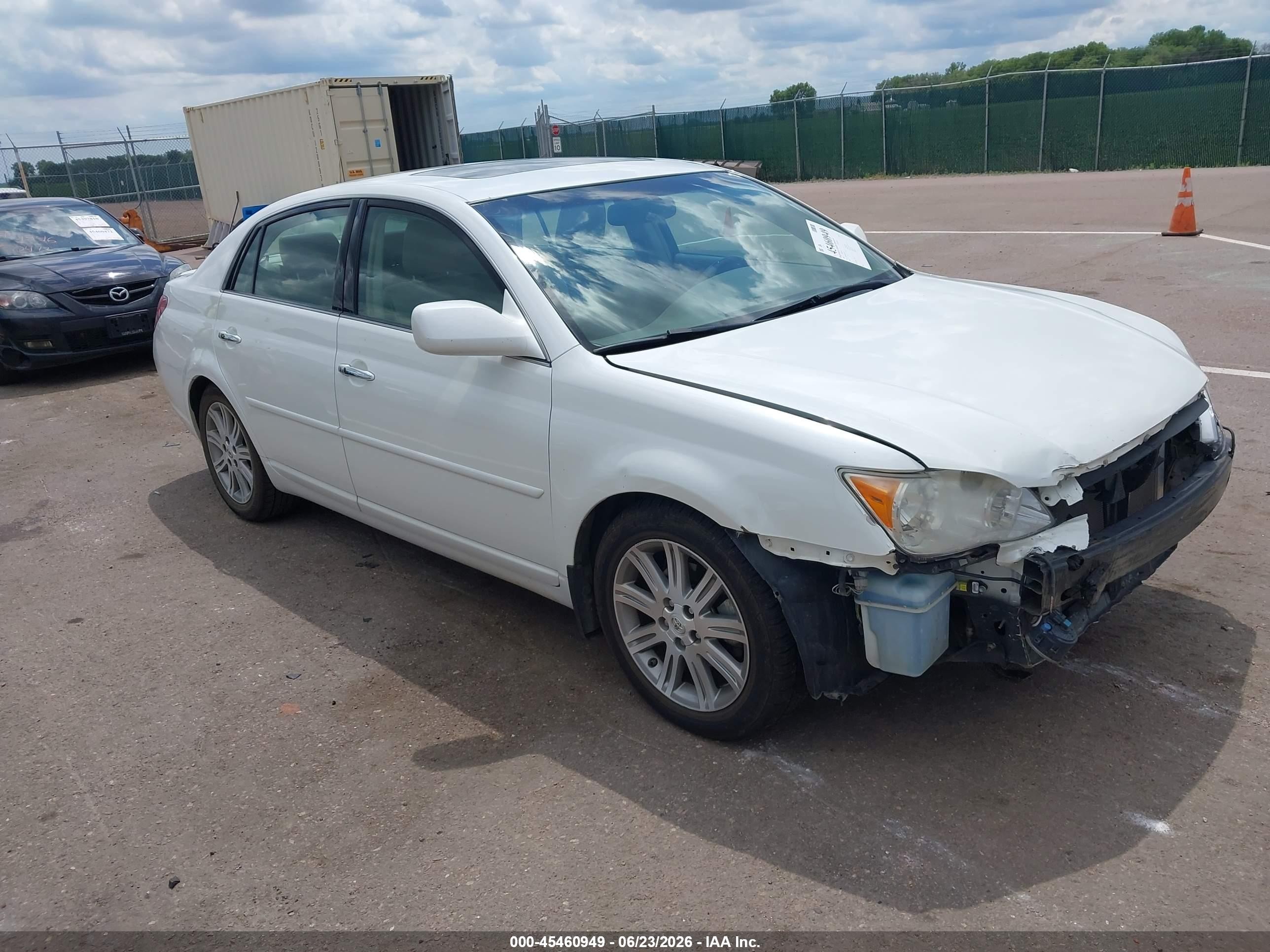 2009 Toyota Avalon Limited White vin: 4T1BK36B69U345211