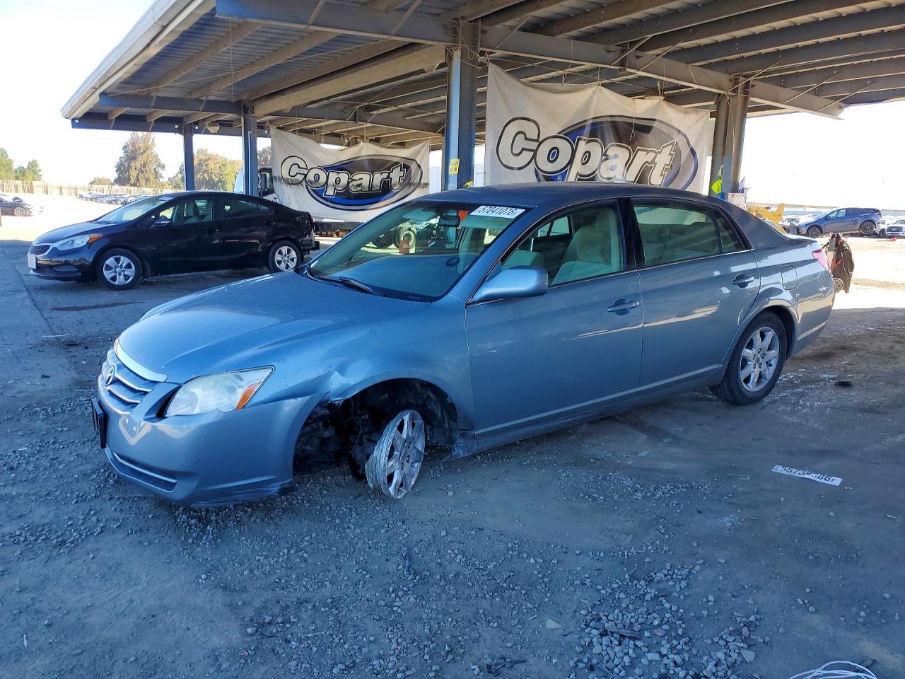 2005 Toyota Avalon Xl Blue vin: 4T1BK36B75U037734