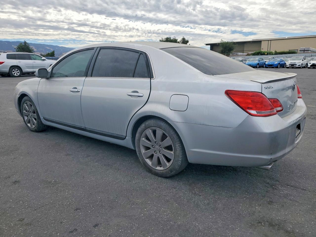 2005 Toyota Avalon Touring Silver vin: 4T1BK36B75U051813
