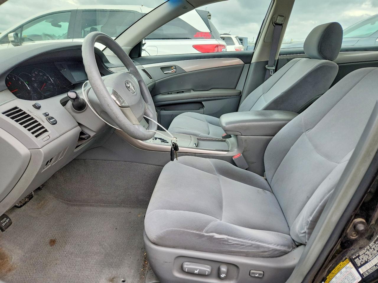 2005 Toyota Avalon Xl Black vin: 4T1BK36B75U055389