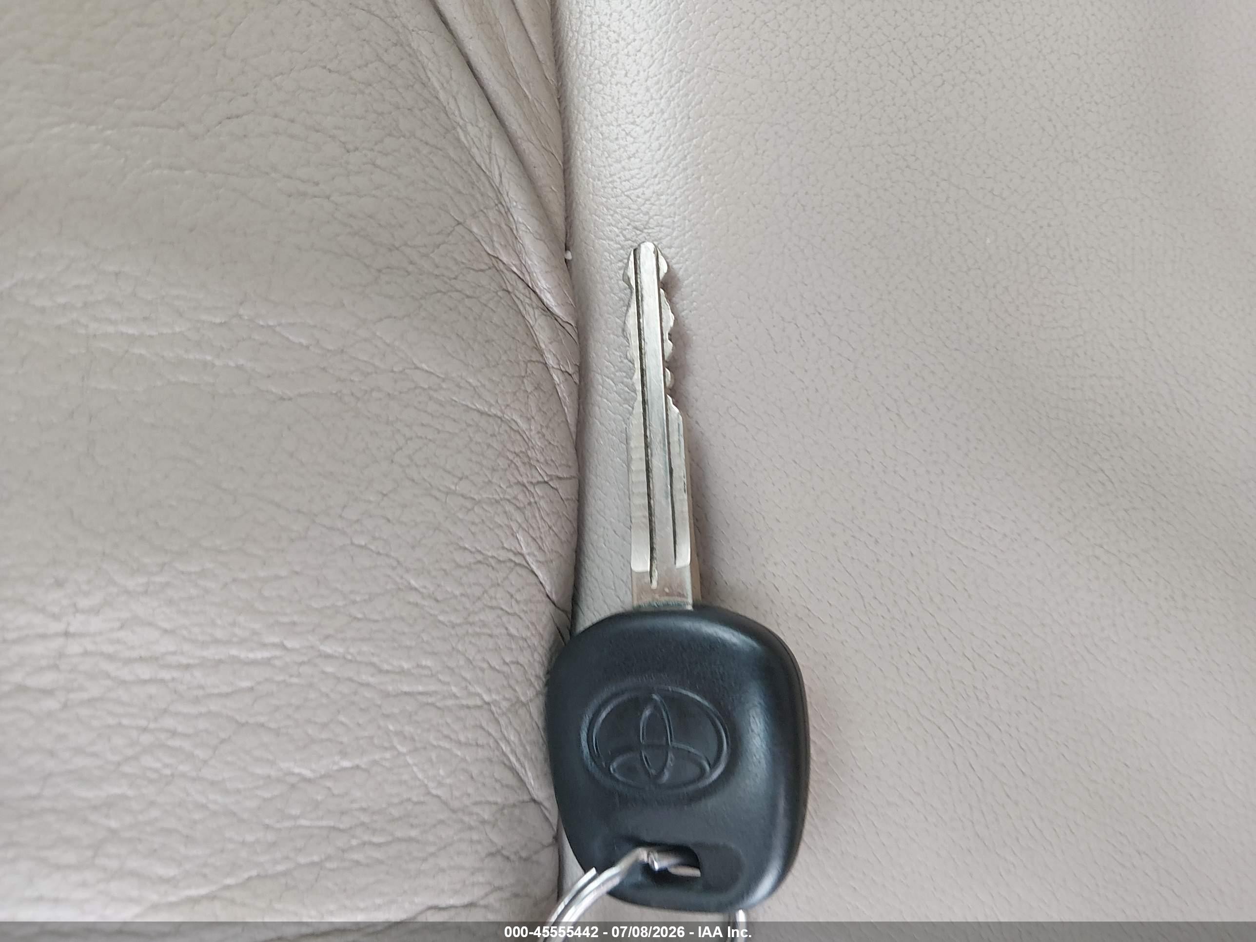 2006 Toyota Avalon Xls Золотой vin: 4T1BK36B76U064420