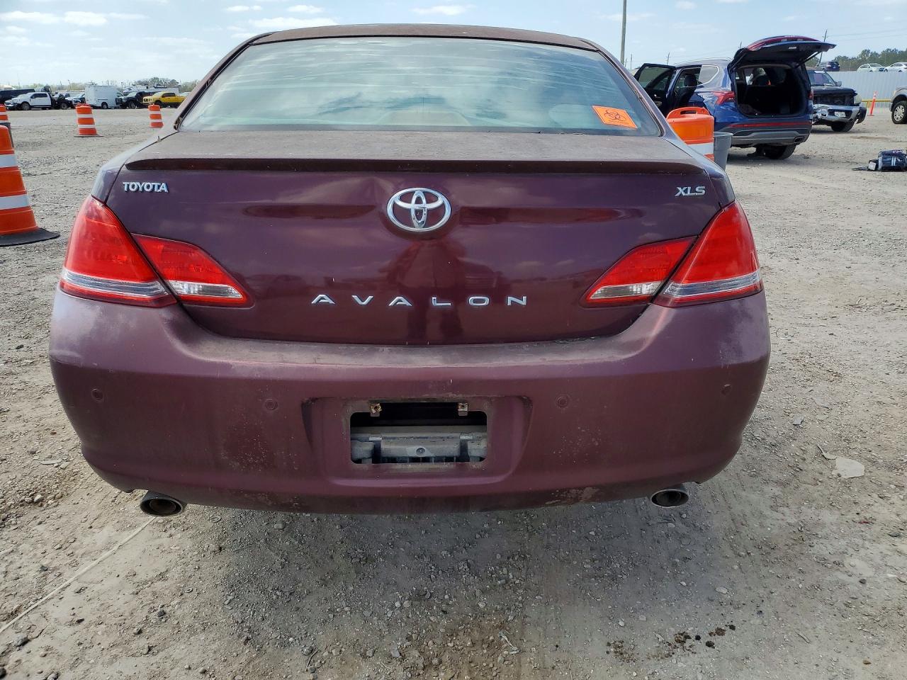 2006 Toyota Avalon Xls Темно-бордовый vin: 4T1BK36B76U068807