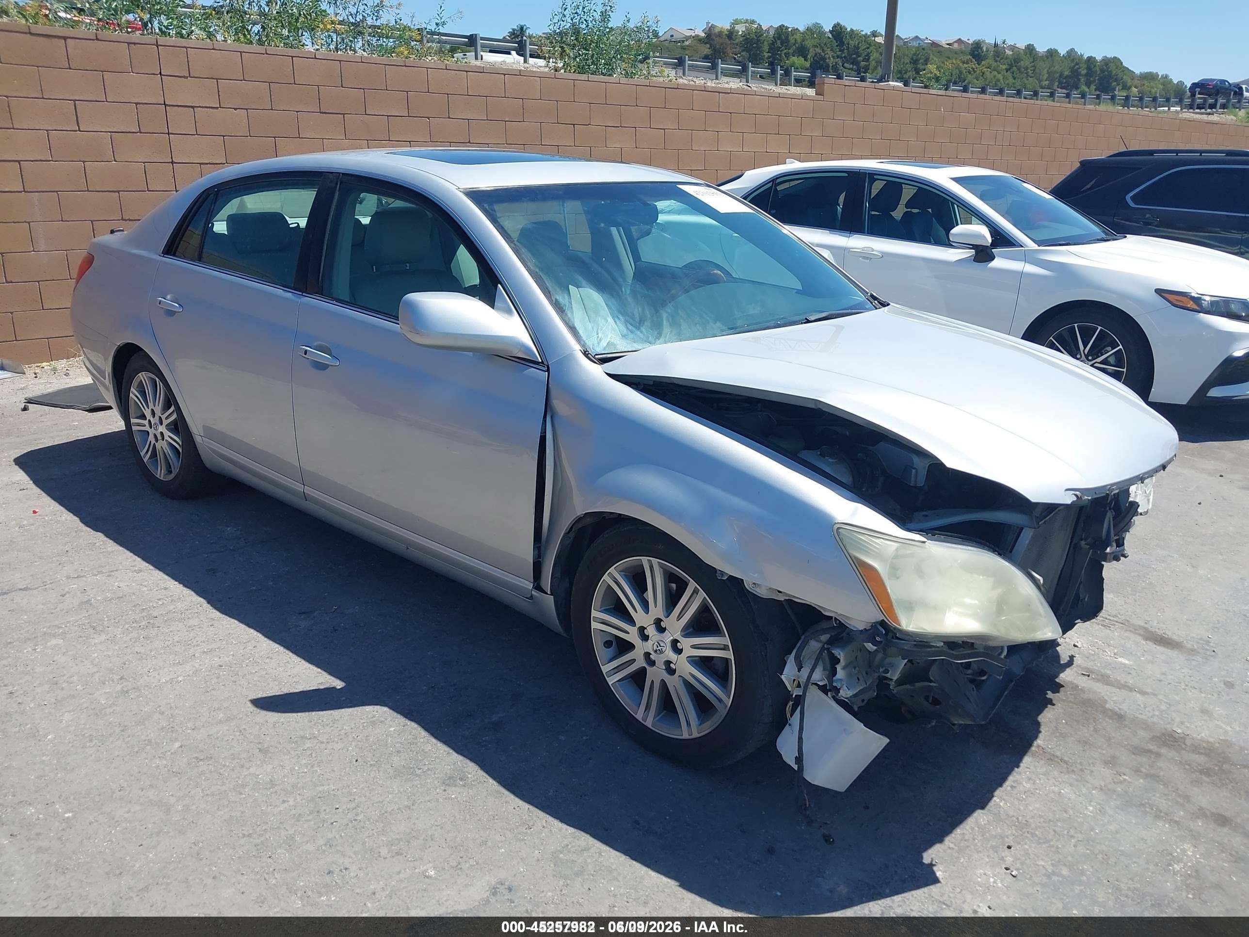 2006 Toyota Avalon Limited Silver vin: 4T1BK36B76U076955