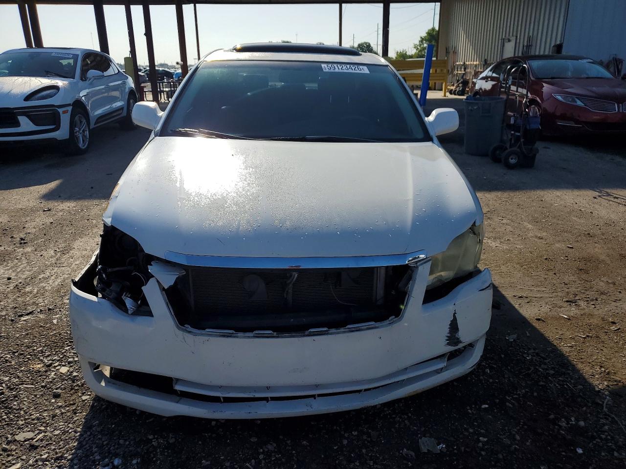 2006 Toyota Avalon Limited White vin: 4T1BK36B76U101207